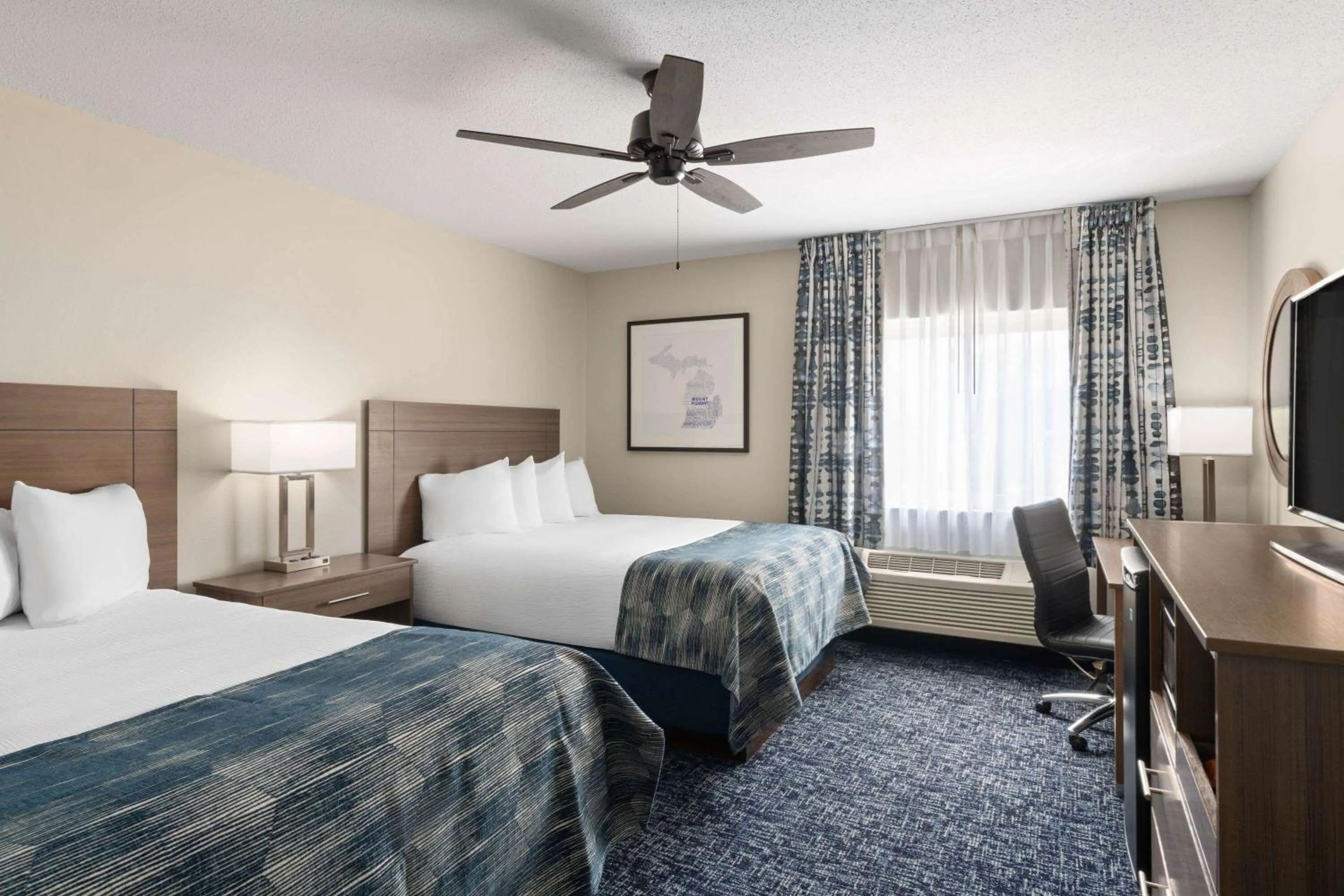 Photo of the whole room, Bed in Baymont by Wyndham Mt. Pleasant