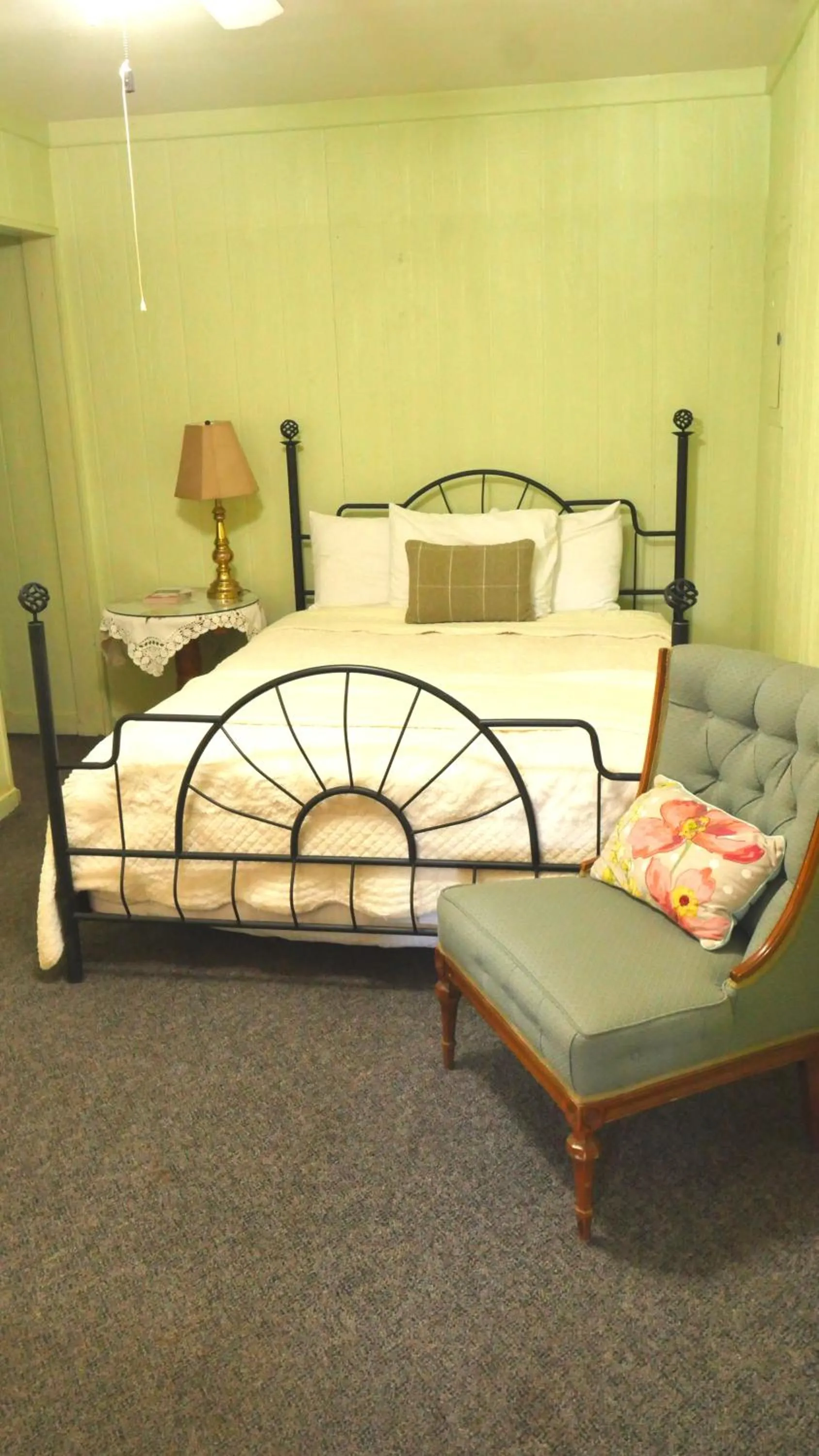 Bed in Tombstone Bordello Bed & Breakfast