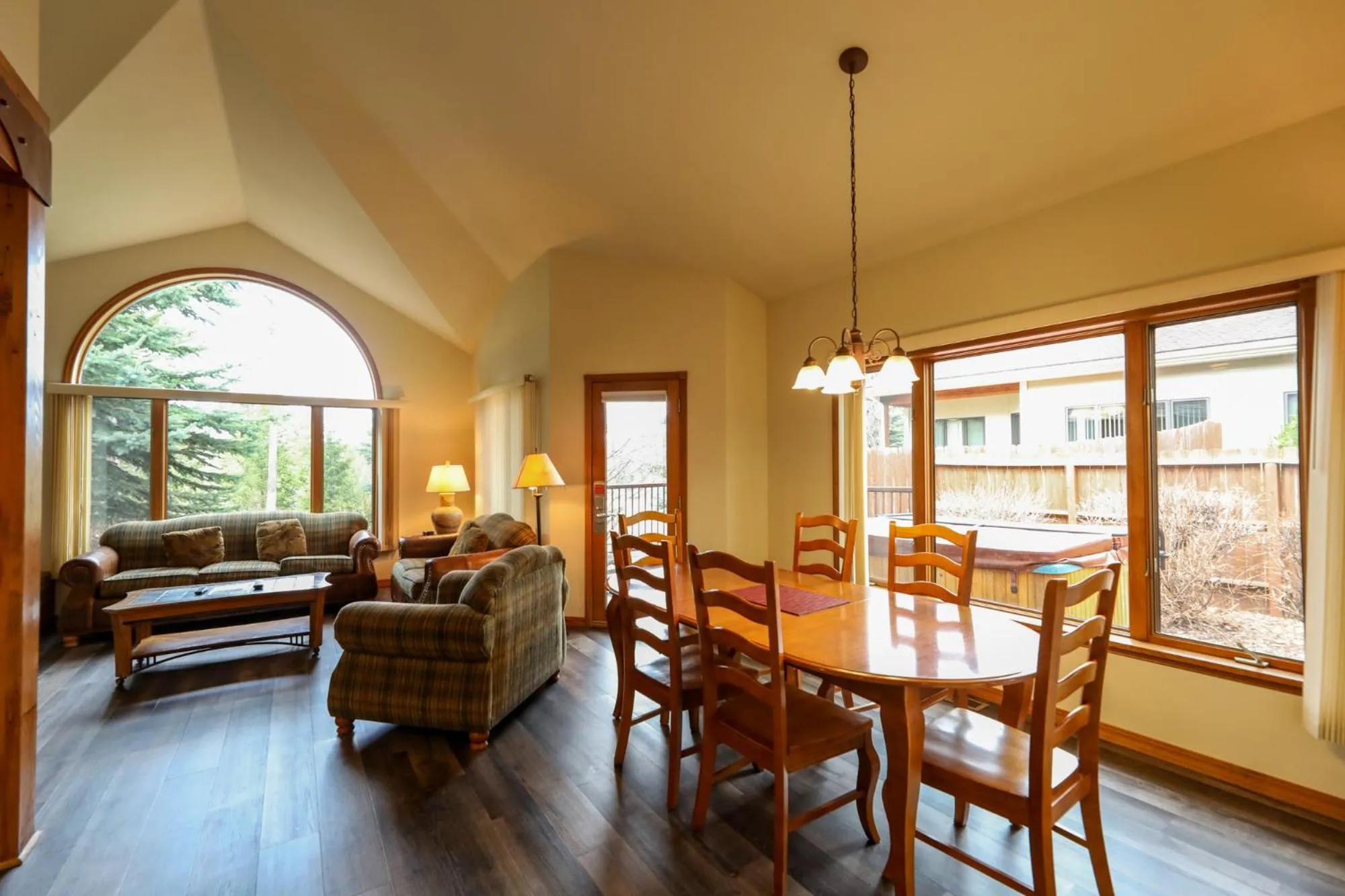 Living room in Meadow Lake Resort & Condos