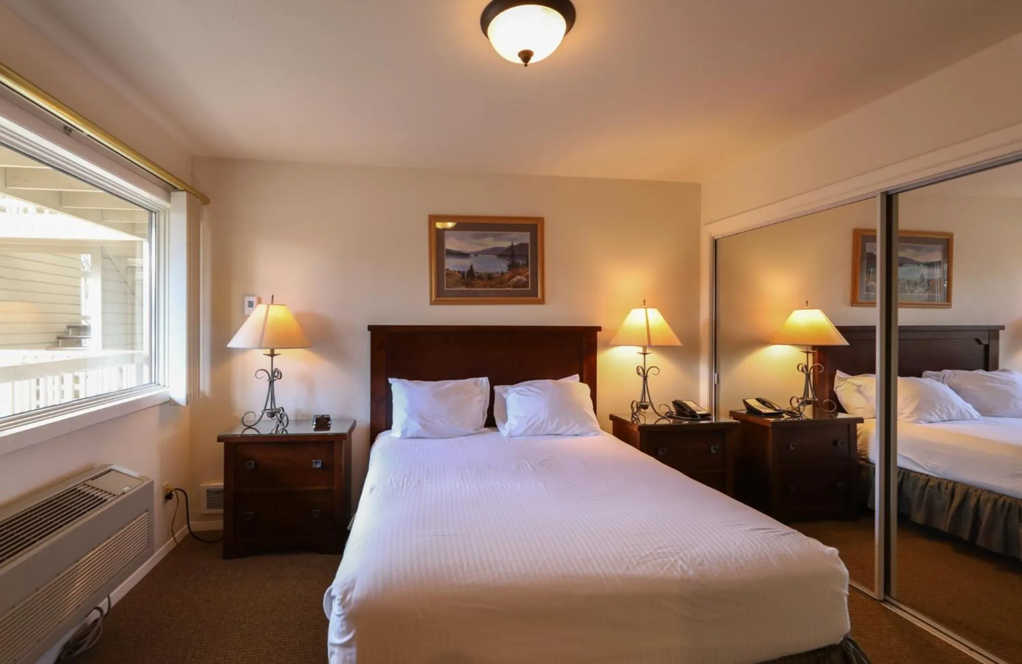 Bedroom, Bed in Meadow Lake Resort & Condos