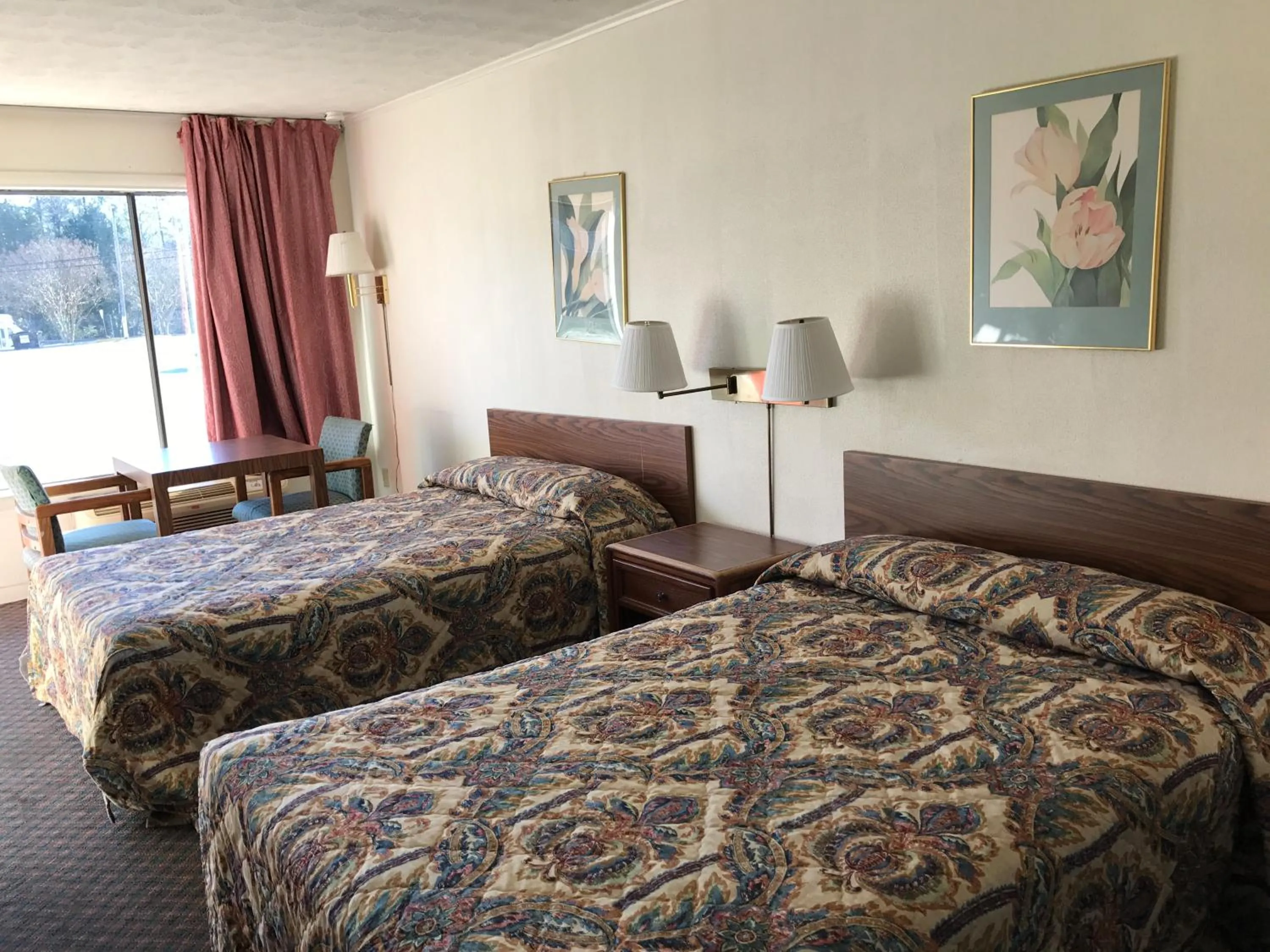 Bedroom in Flagship Inn