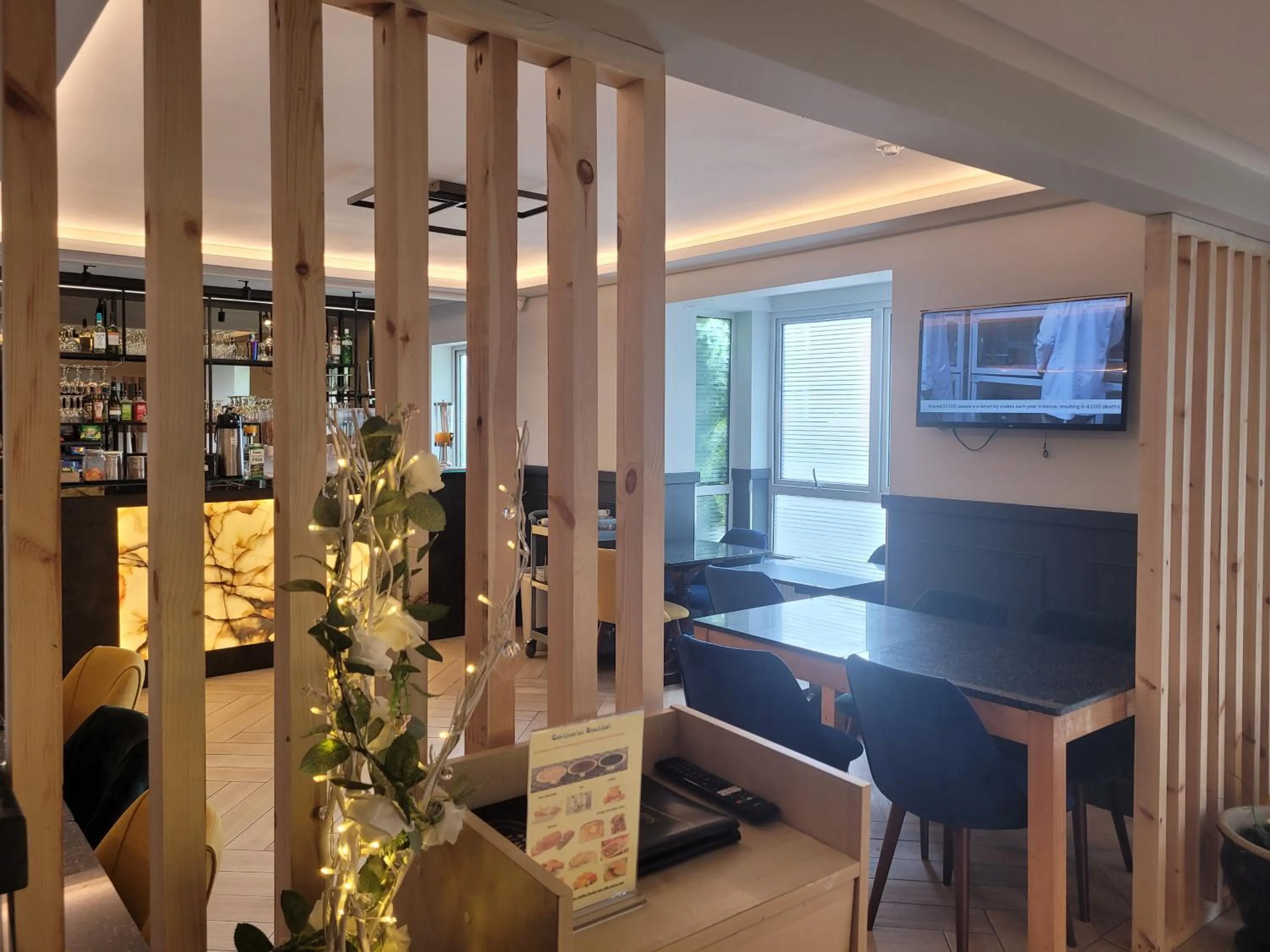 Breakfast in The Gatwick White House Hotel