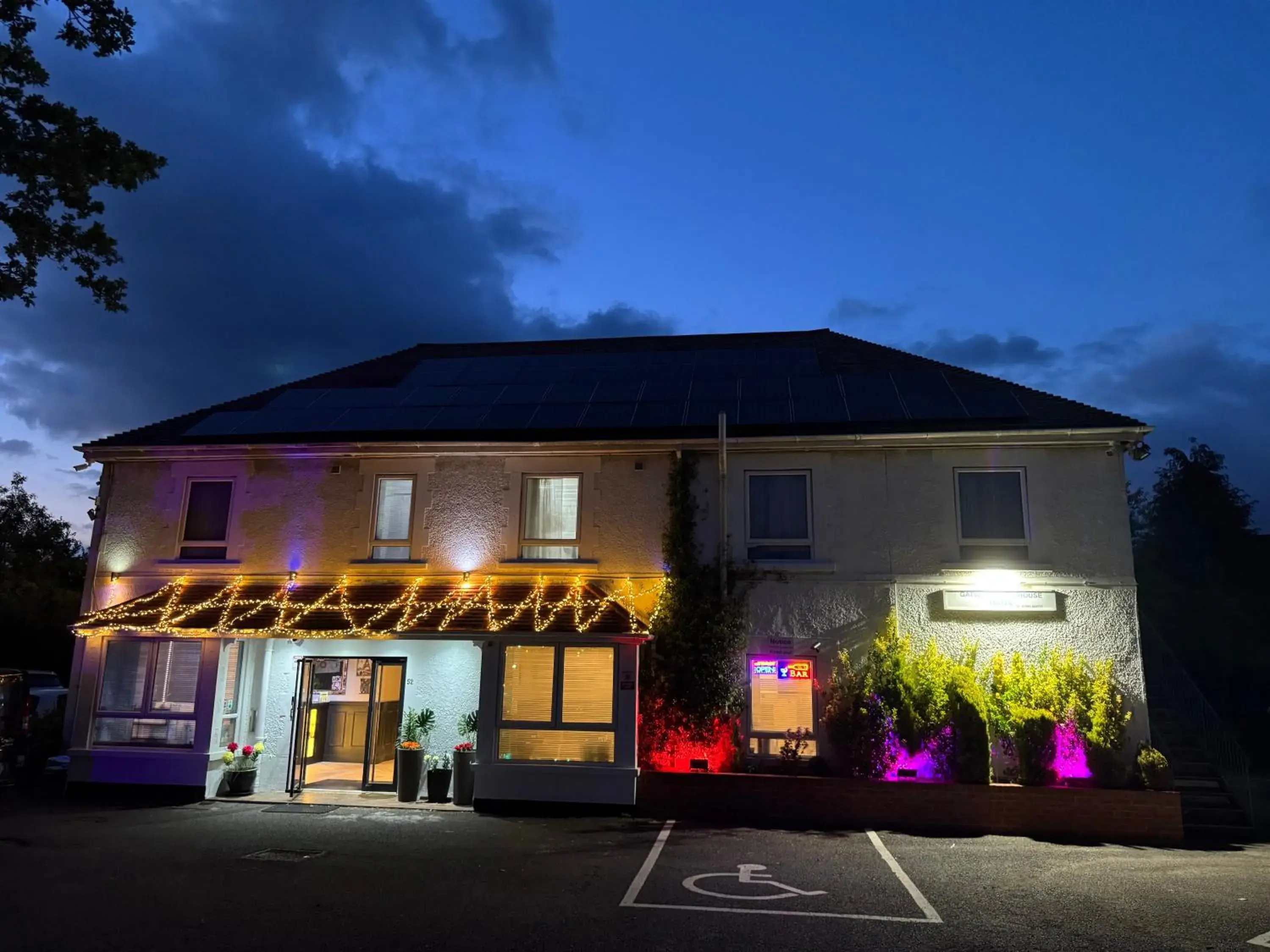 Property building in The Gatwick White House Hotel Property building in The Gatwick White House Hotel