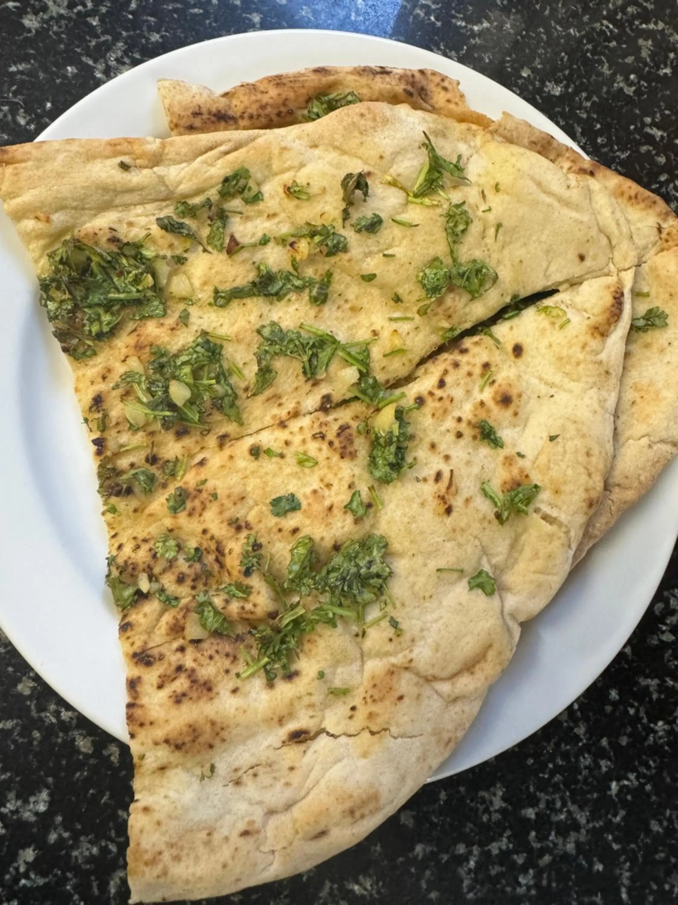 Restaurant/places to eat in The Gatwick White House Hotel