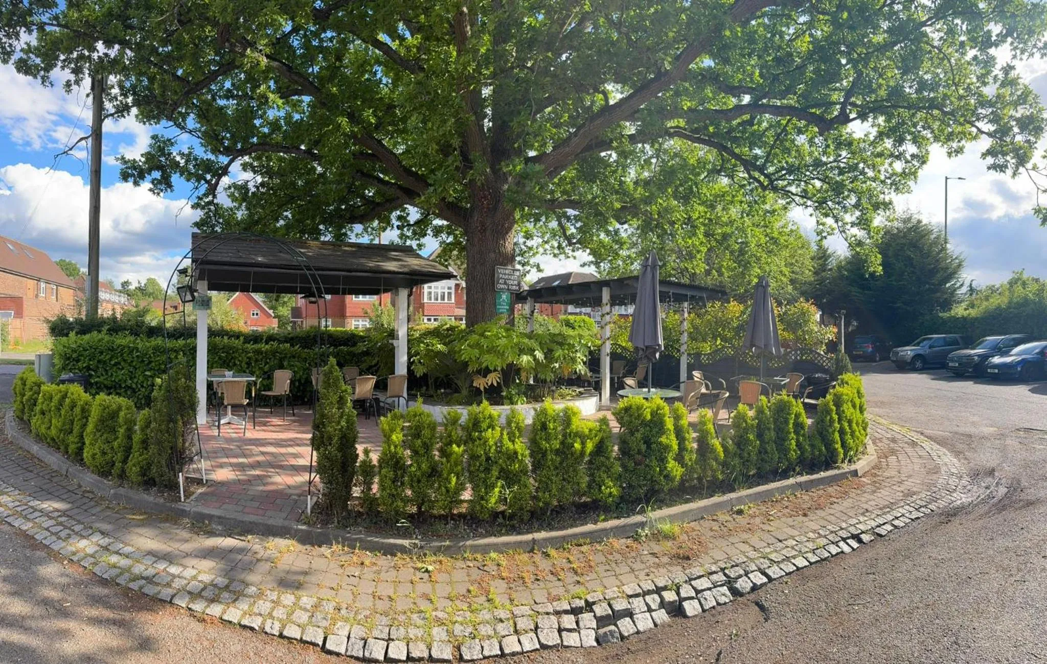 Garden in The Gatwick White House Hotel