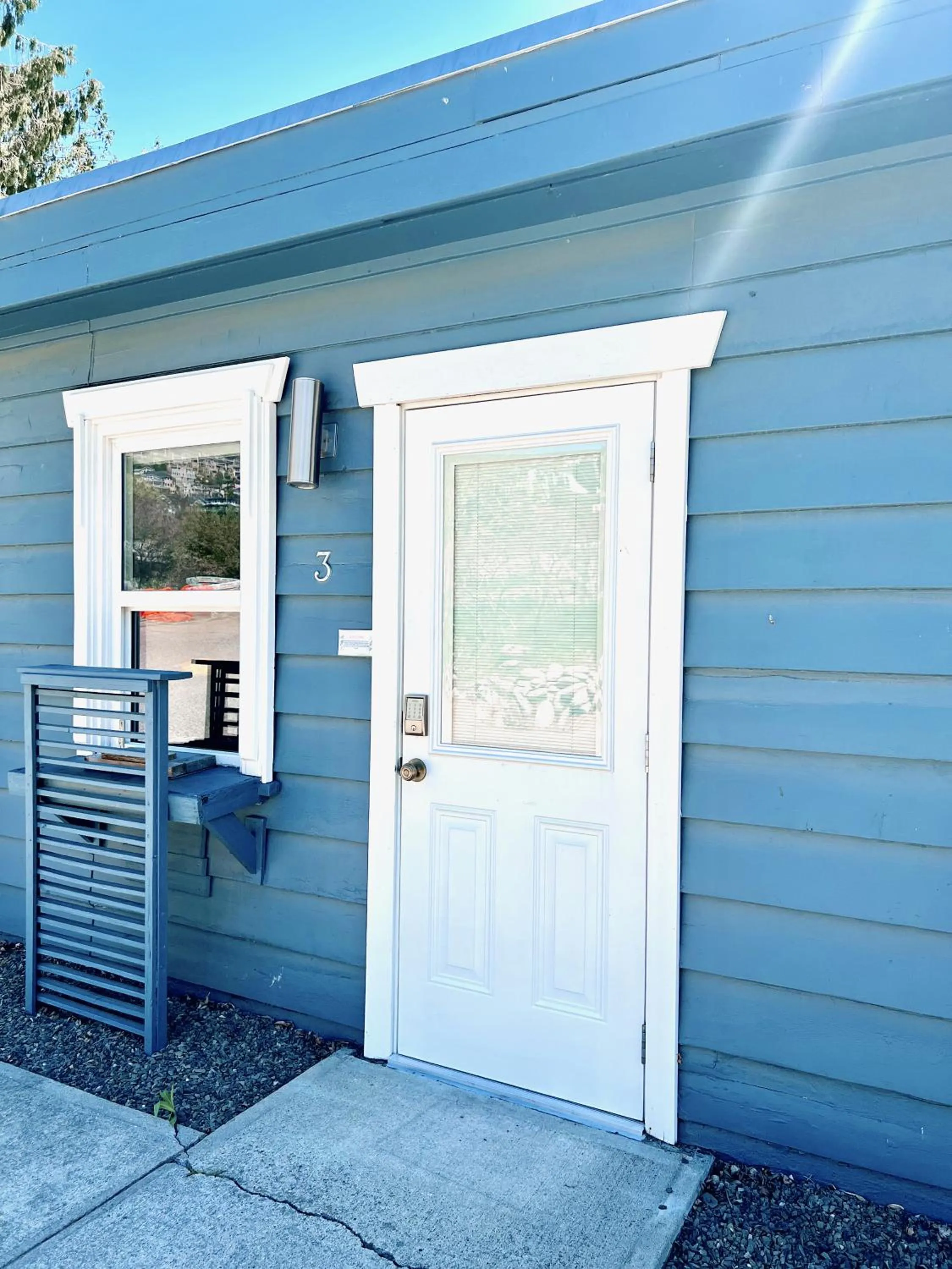 Property building in Peachland Beach Resort