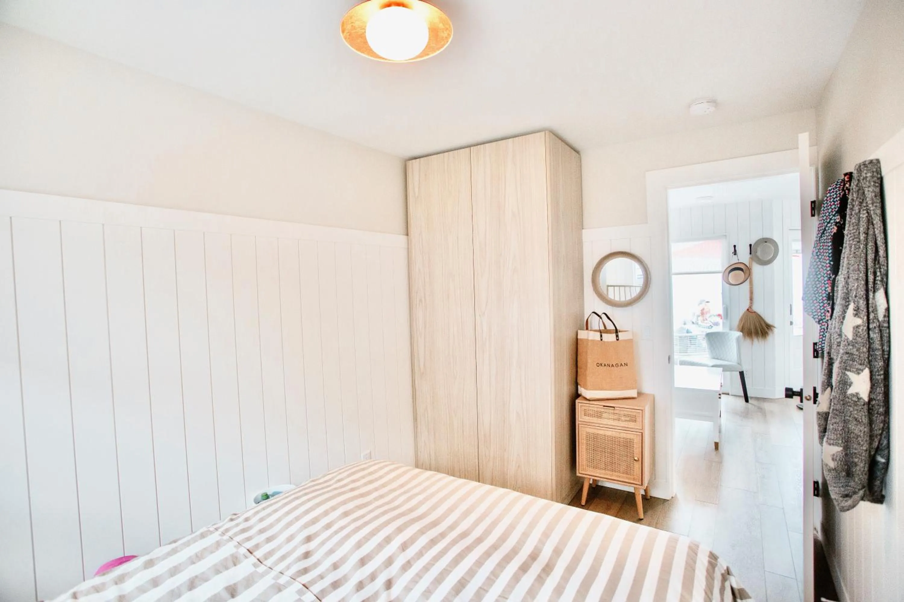 Bed in Peachland Beach Resort