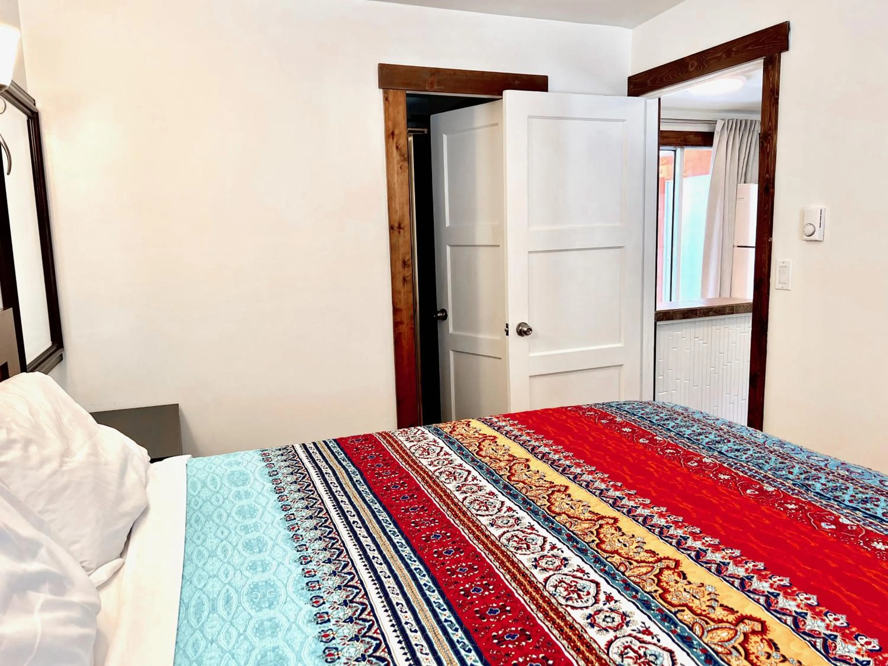 Bed in Peachland Beach Resort