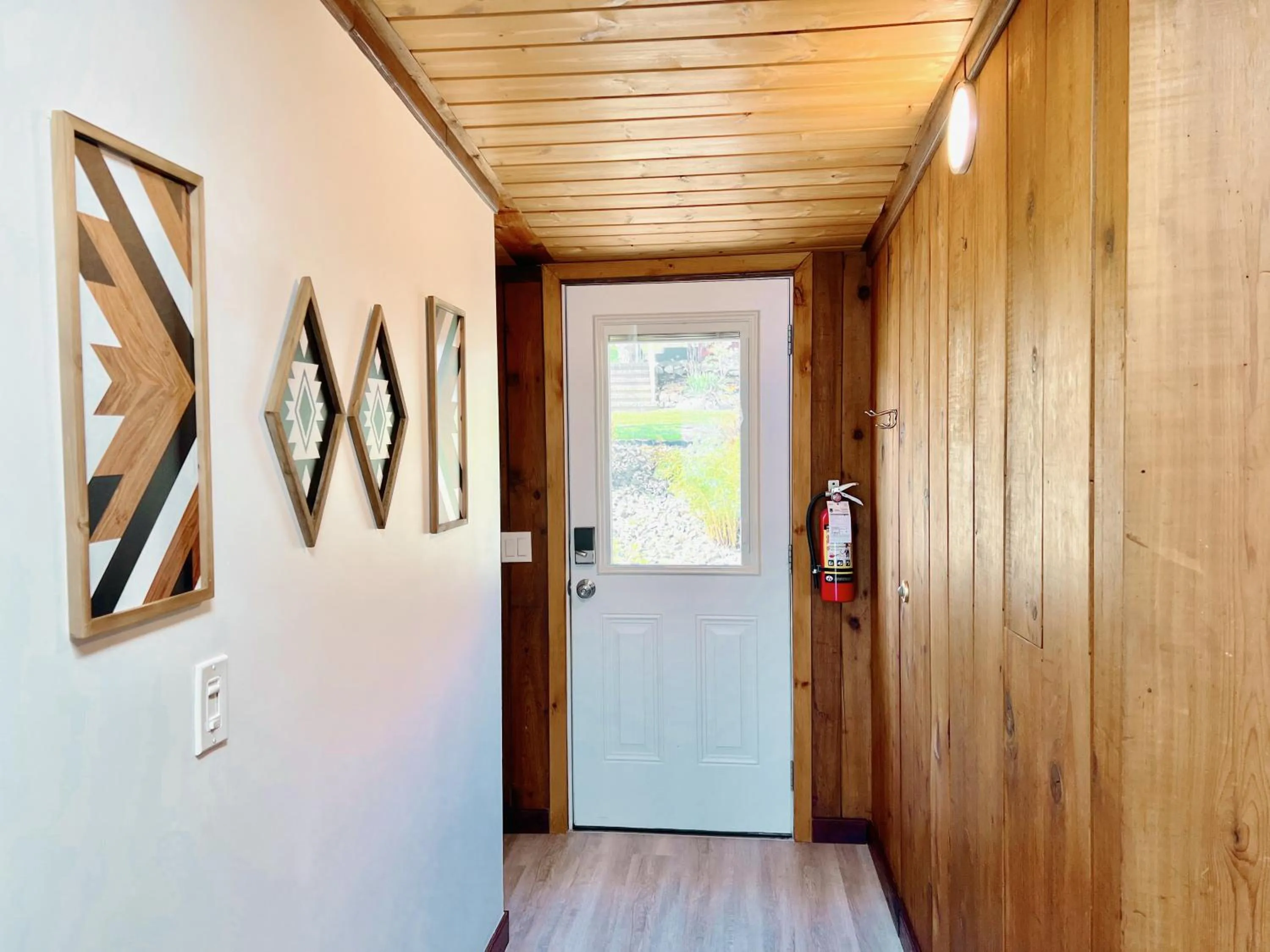 Living room in Peachland Beach Resort