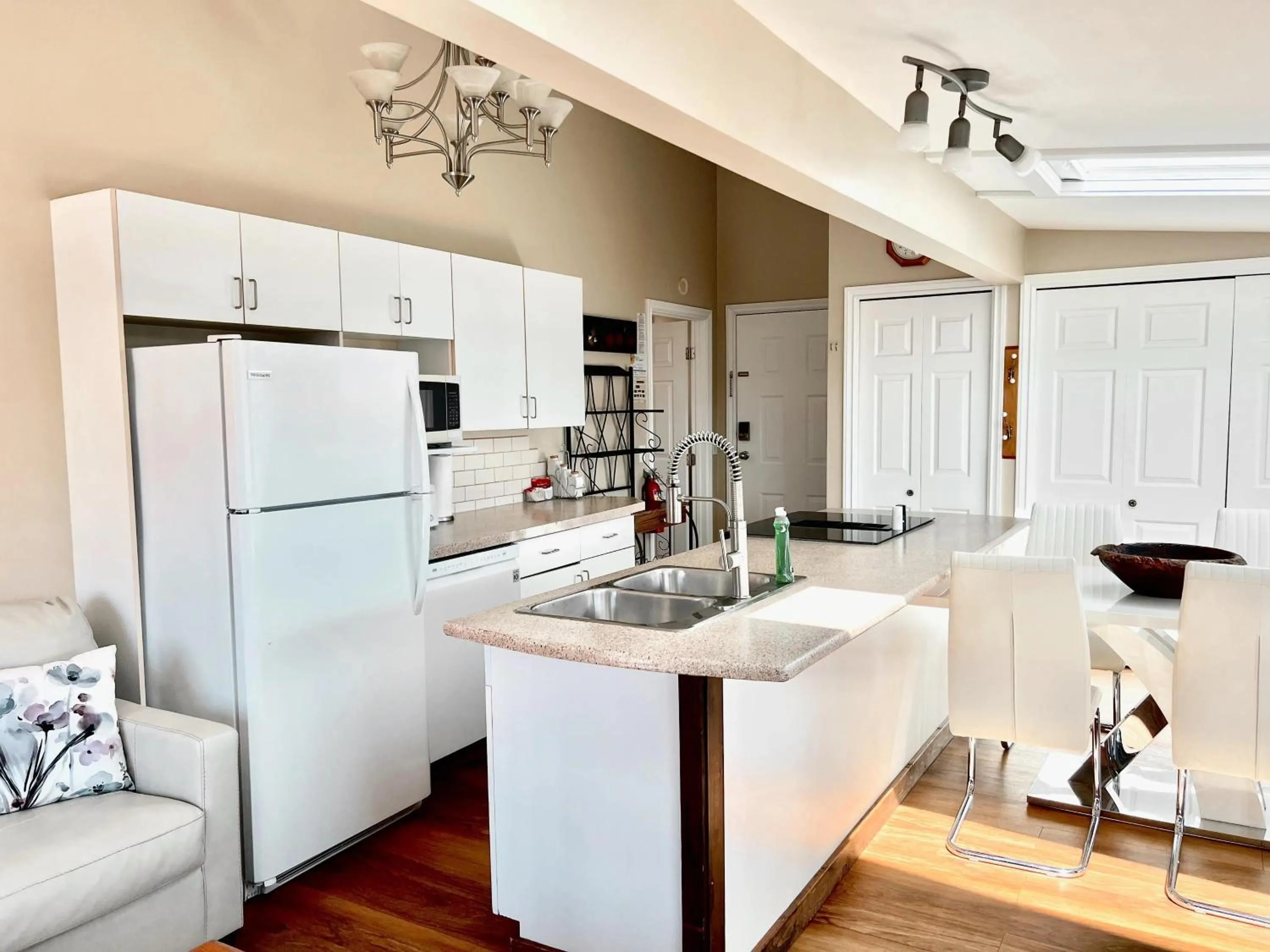 Living room in Davis Cove Resort