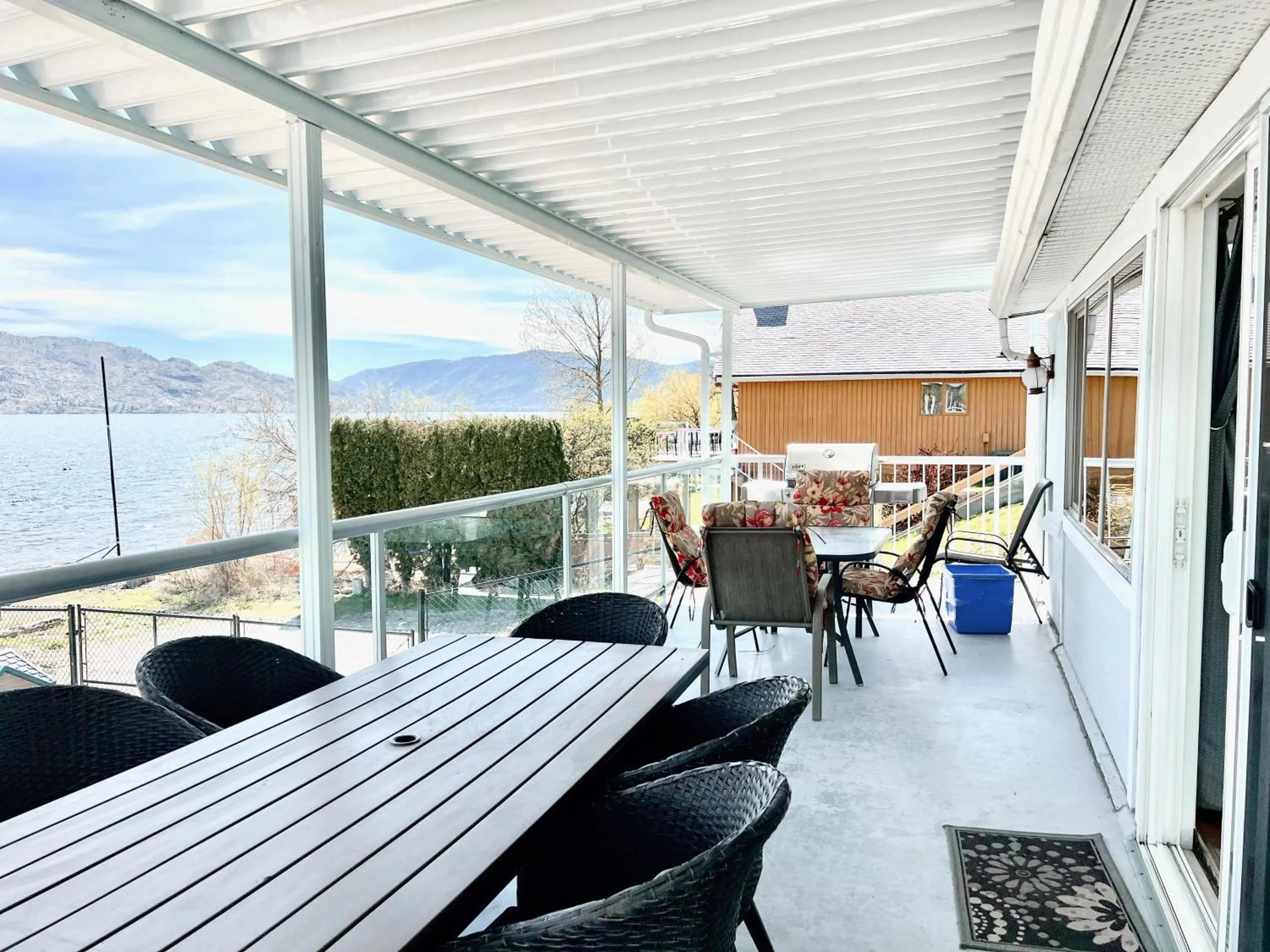 BBQ facilities in Davis Cove Resort