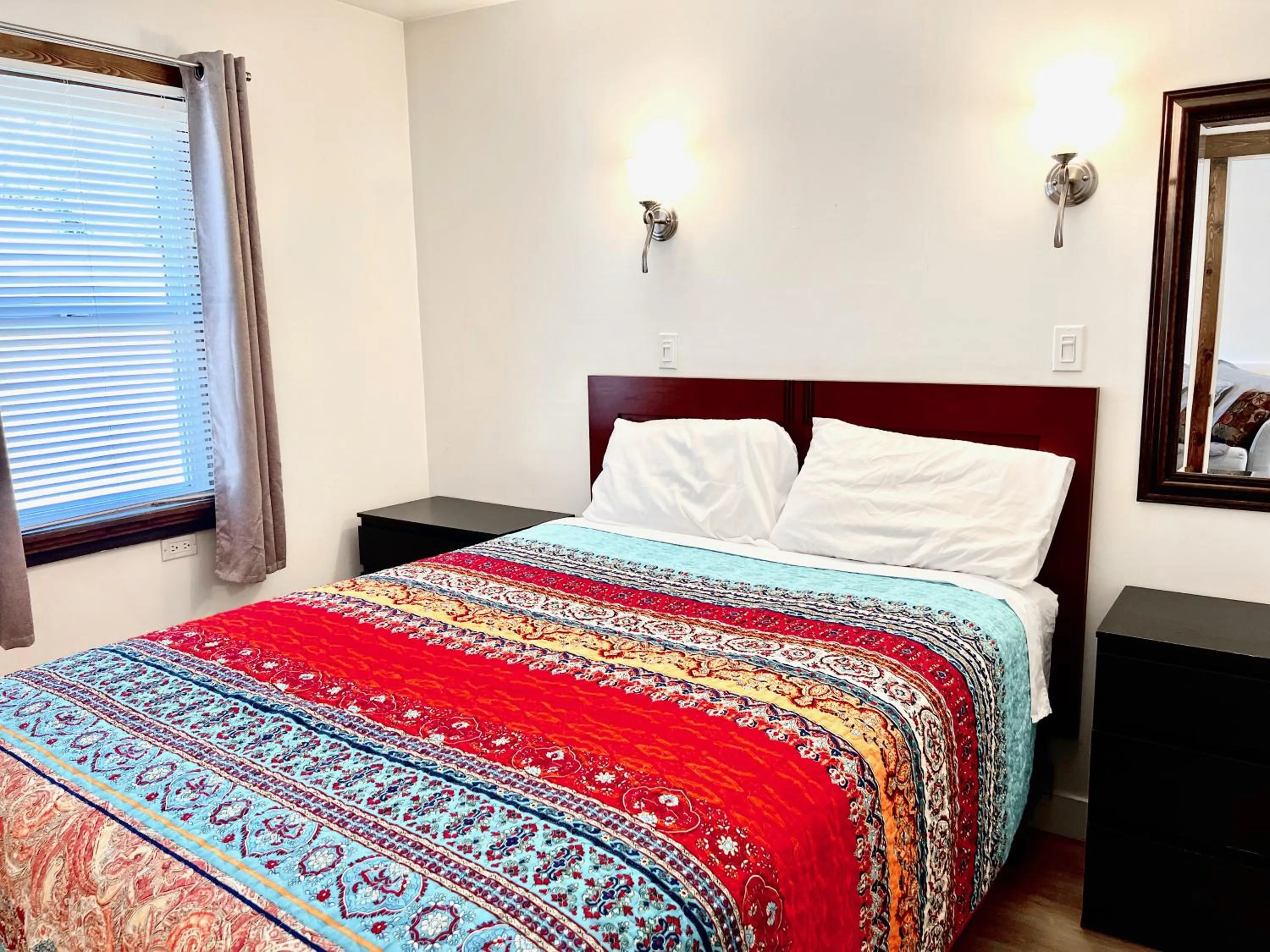 Bed in Peachland Beach Resort