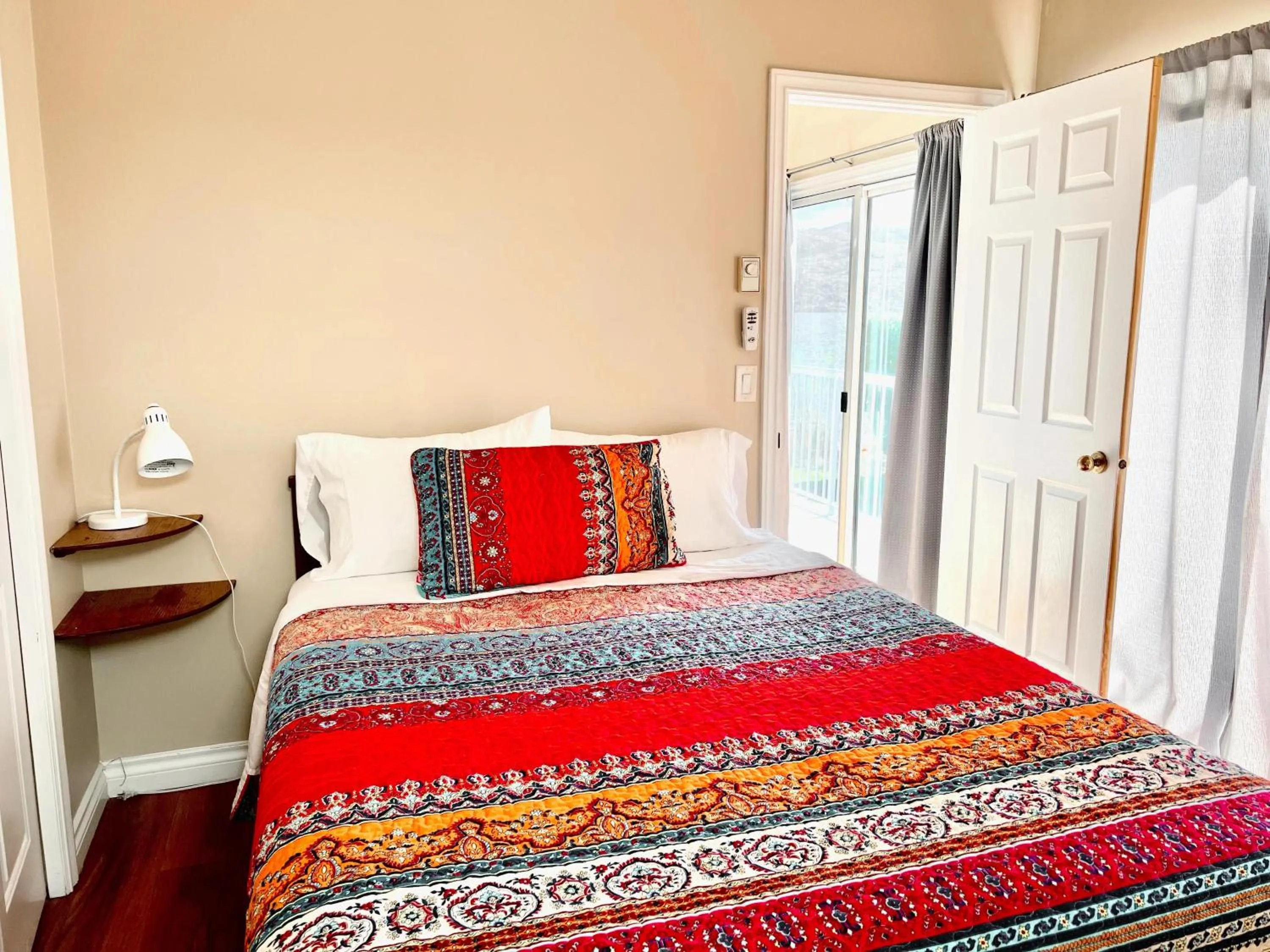 Bed in Davis Cove Resort