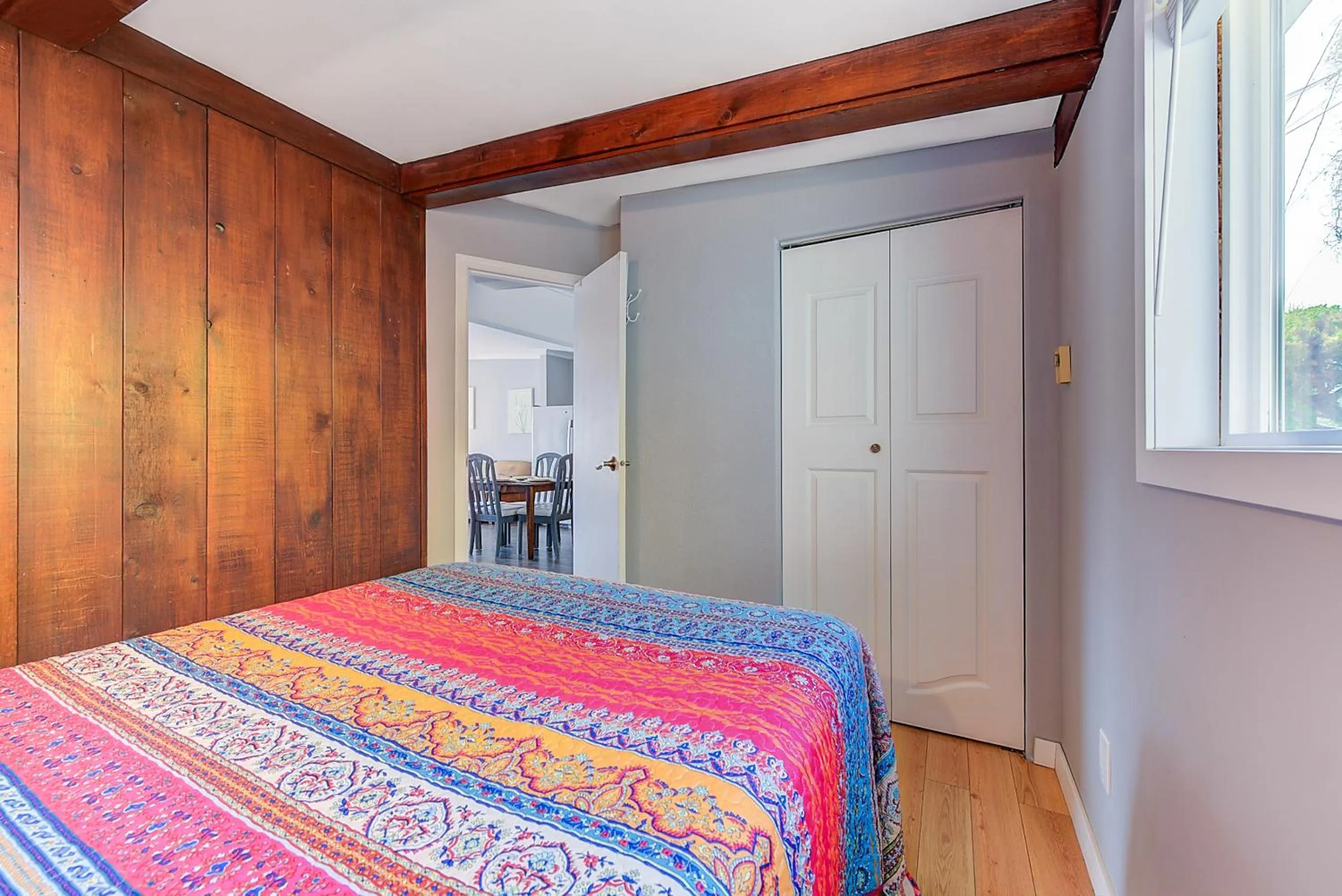 Bed in Peachland Beach Resort