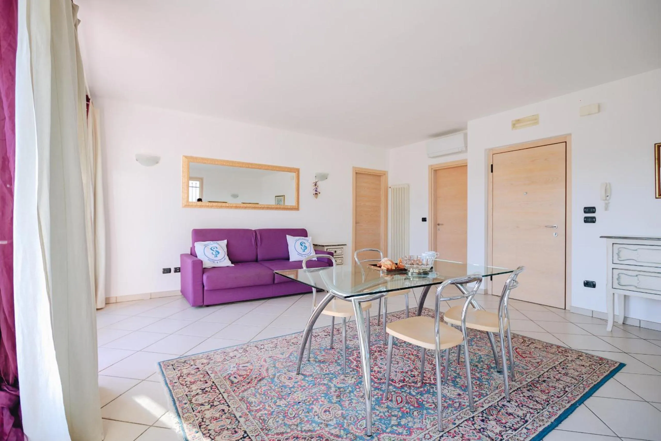 Dining area in Residenza Pastrengo