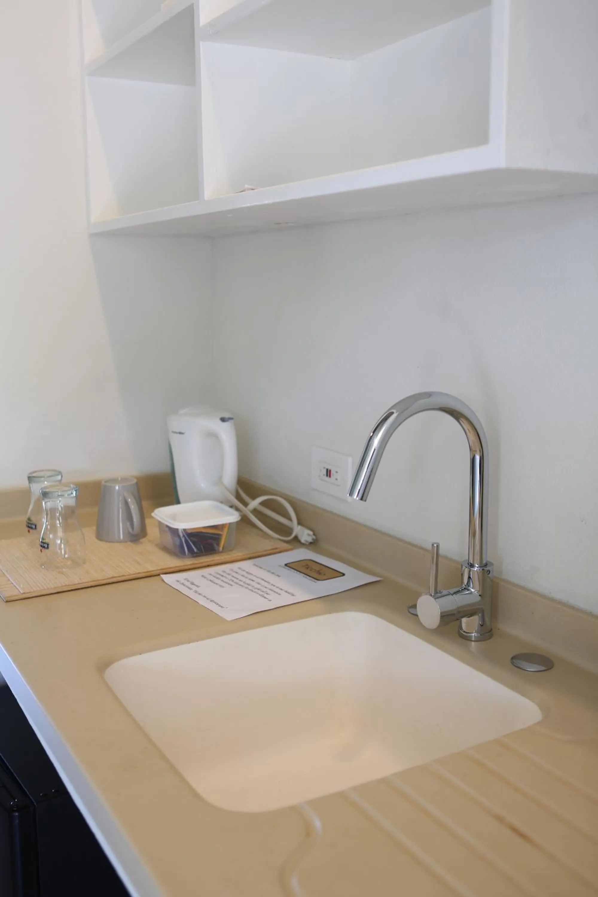 Coffee/tea facilities in The Moxy