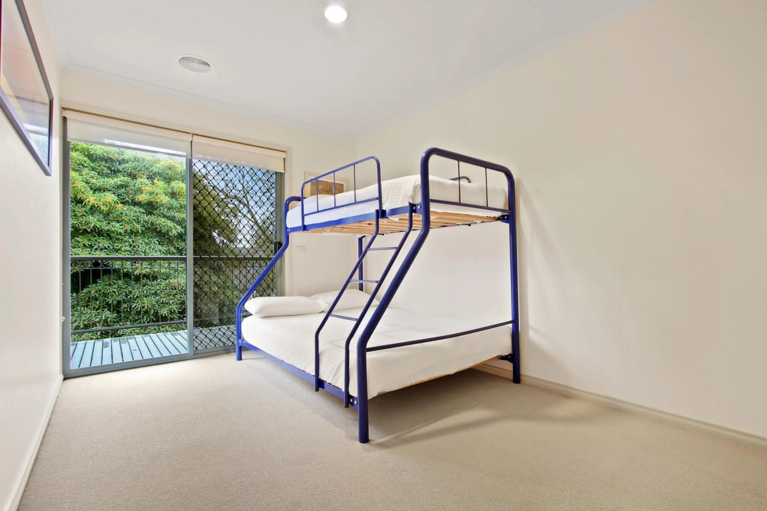 Bedroom, Bed in North Pier Hotel