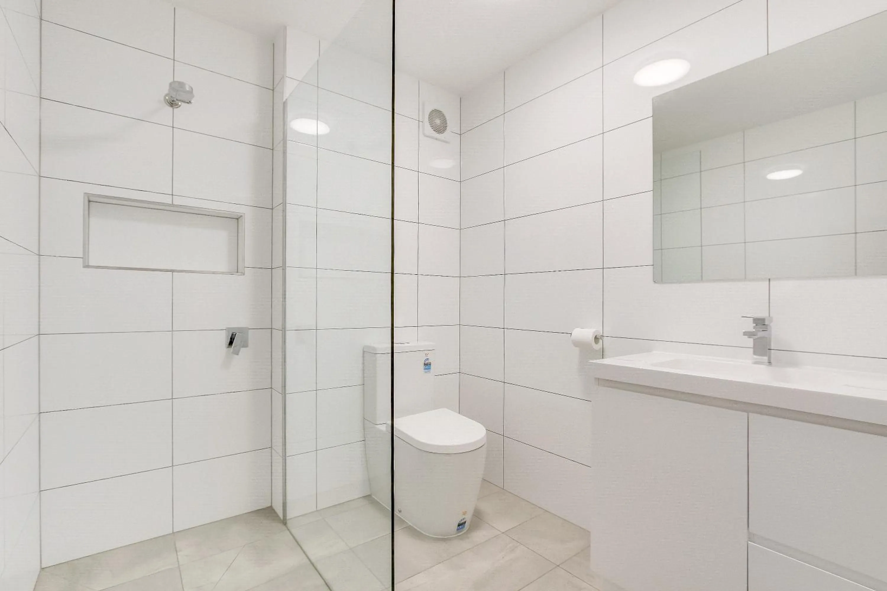 Bathroom in North Pier Hotel