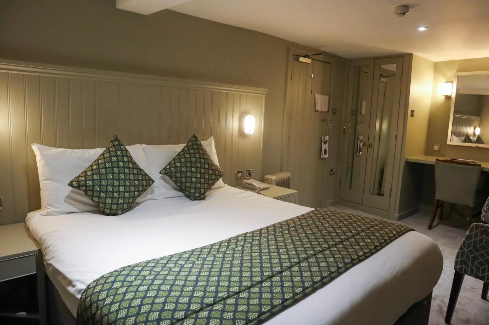 Bed in The George Hotel