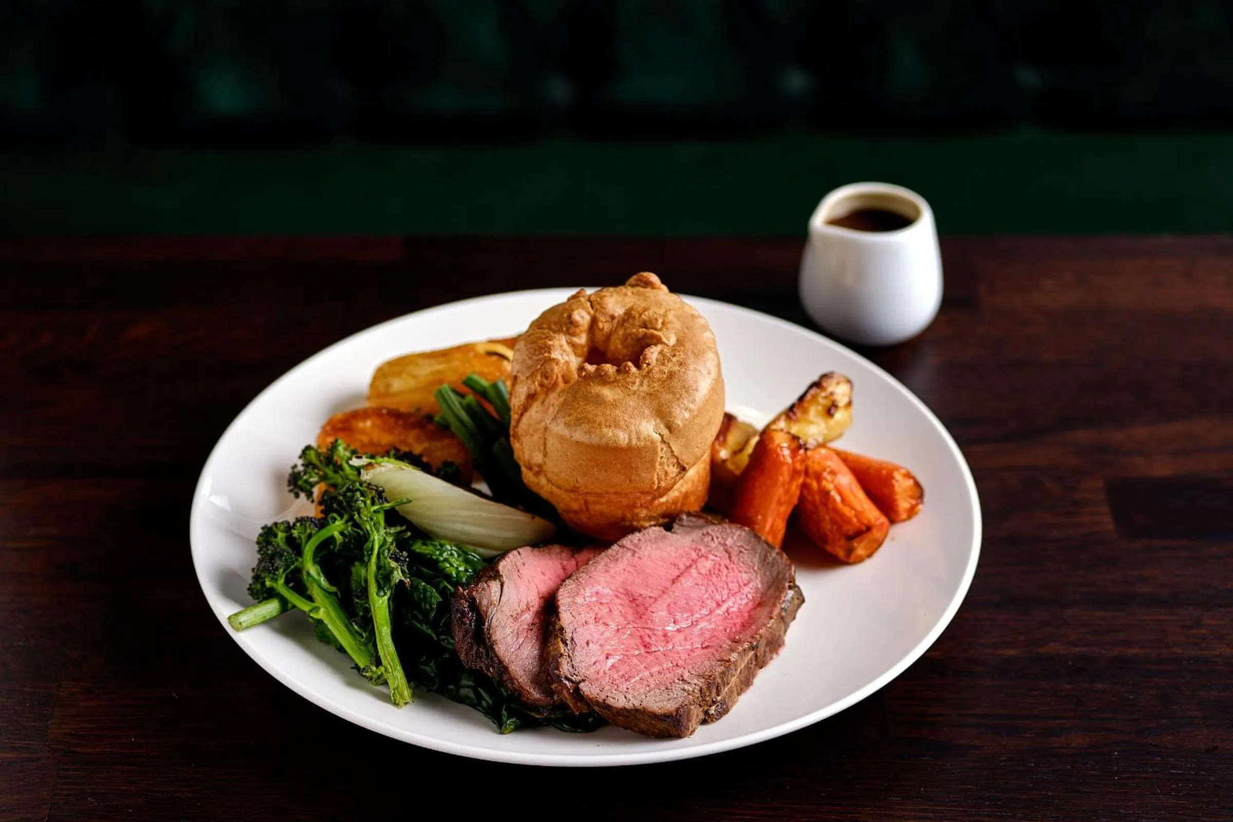 Restaurant/places to eat in Caledonian Hotel