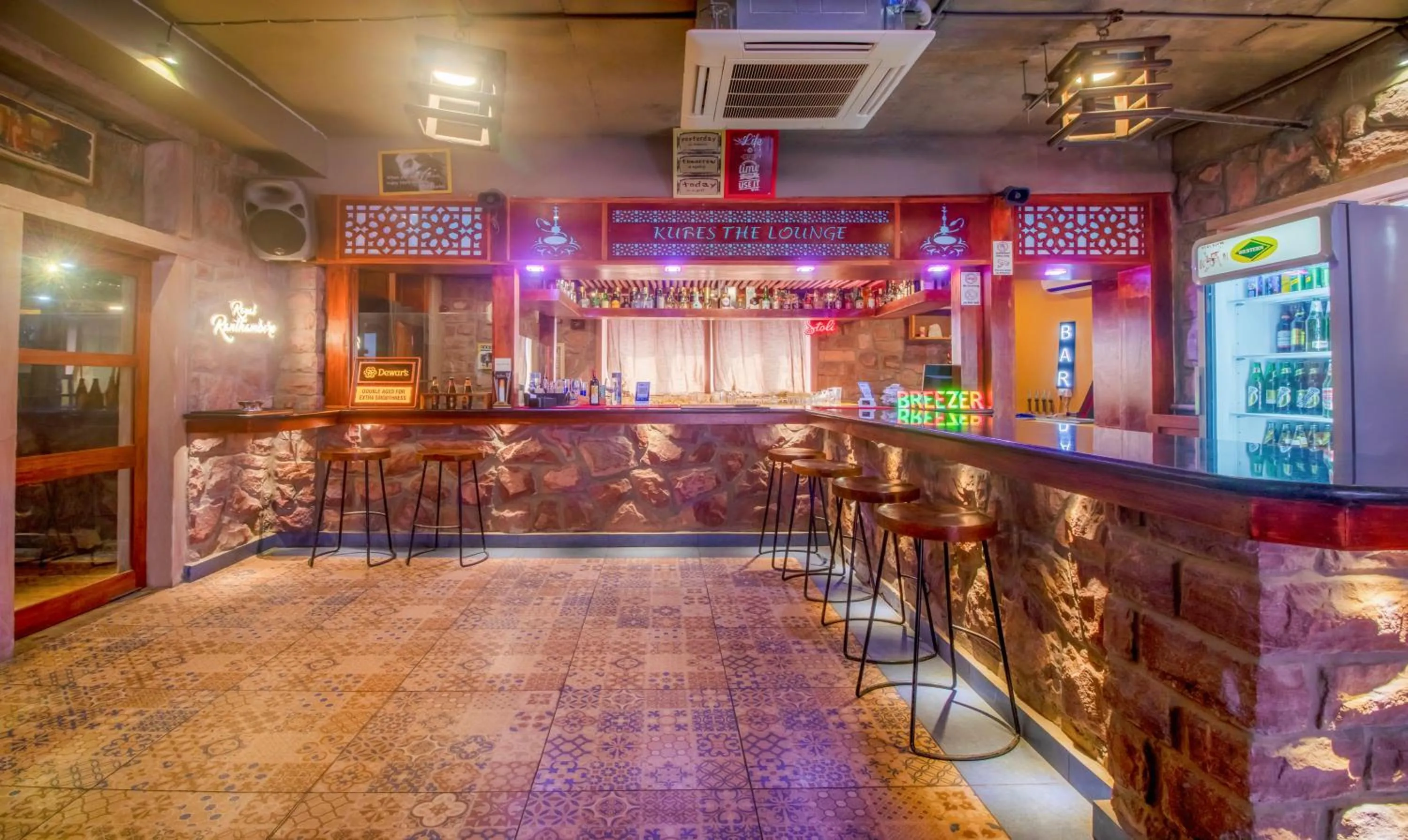 oven in Treebo Megh Niwas, 2 Km From Umaid Bhawan Palace