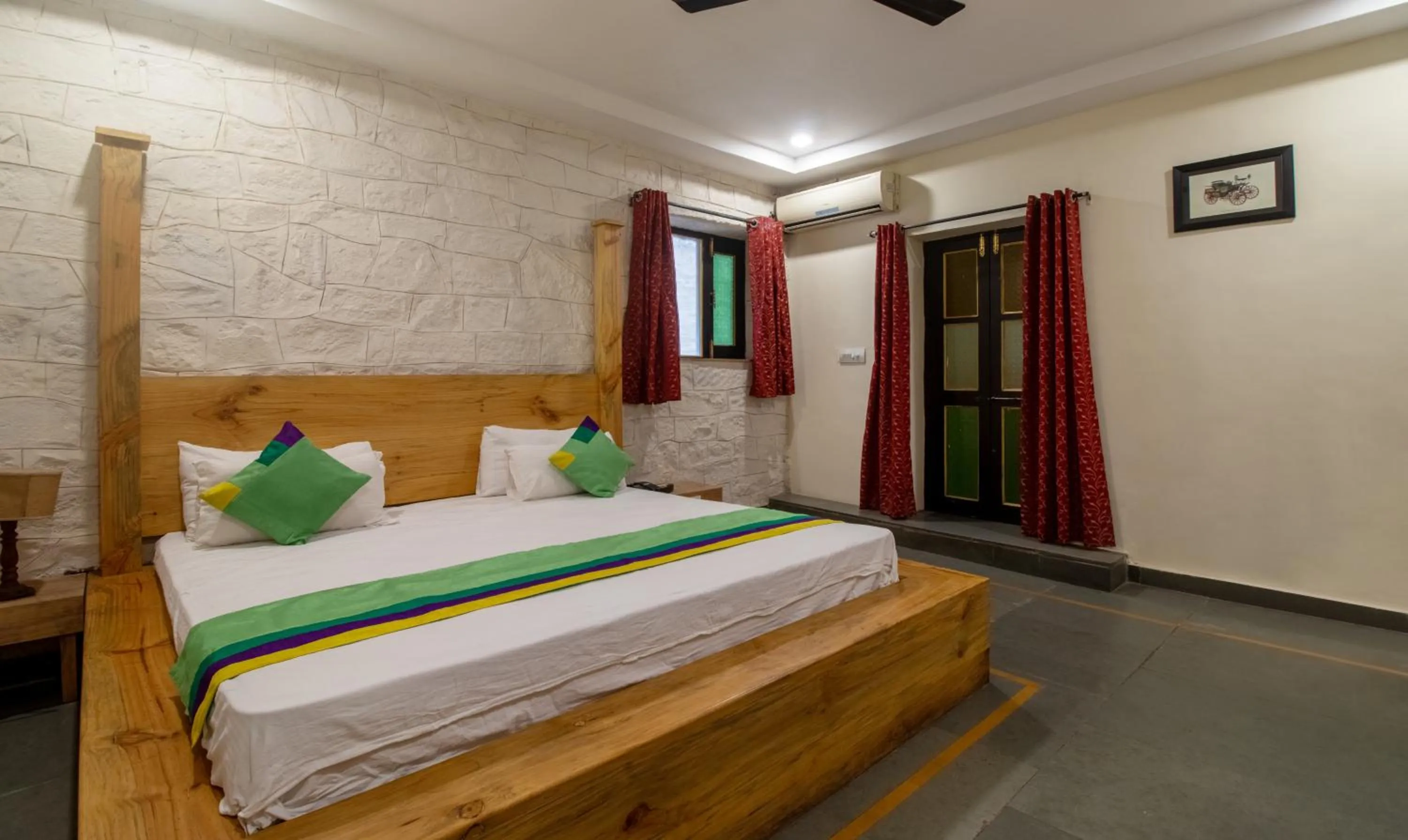 Bedroom, Bed in Treebo Megh Niwas, 2 Km From Umaid Bhawan Palace