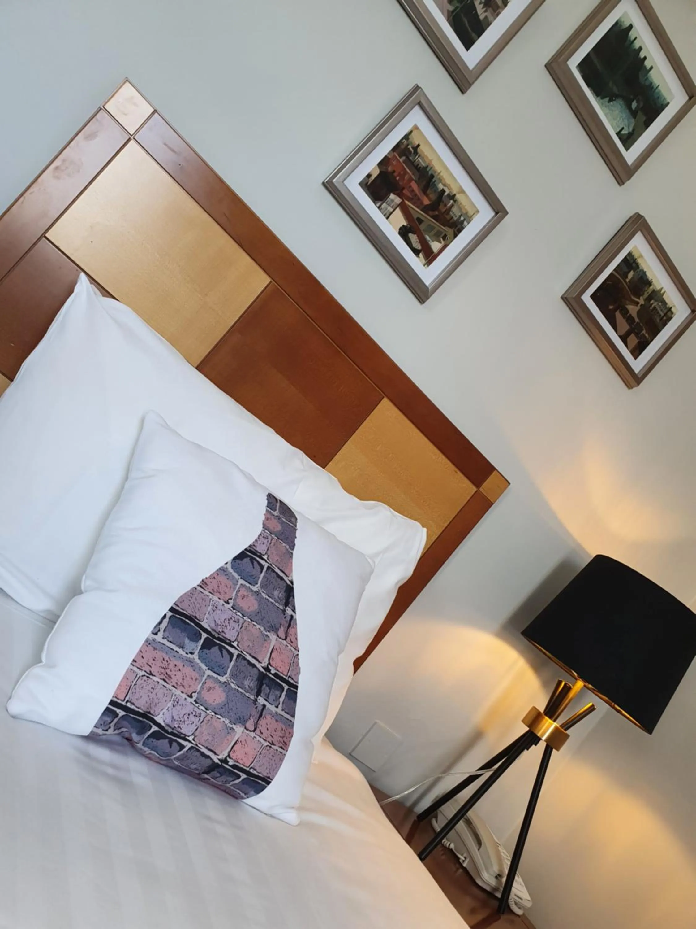 Bed in Best Western Stoke on Trent City Centre Hotel