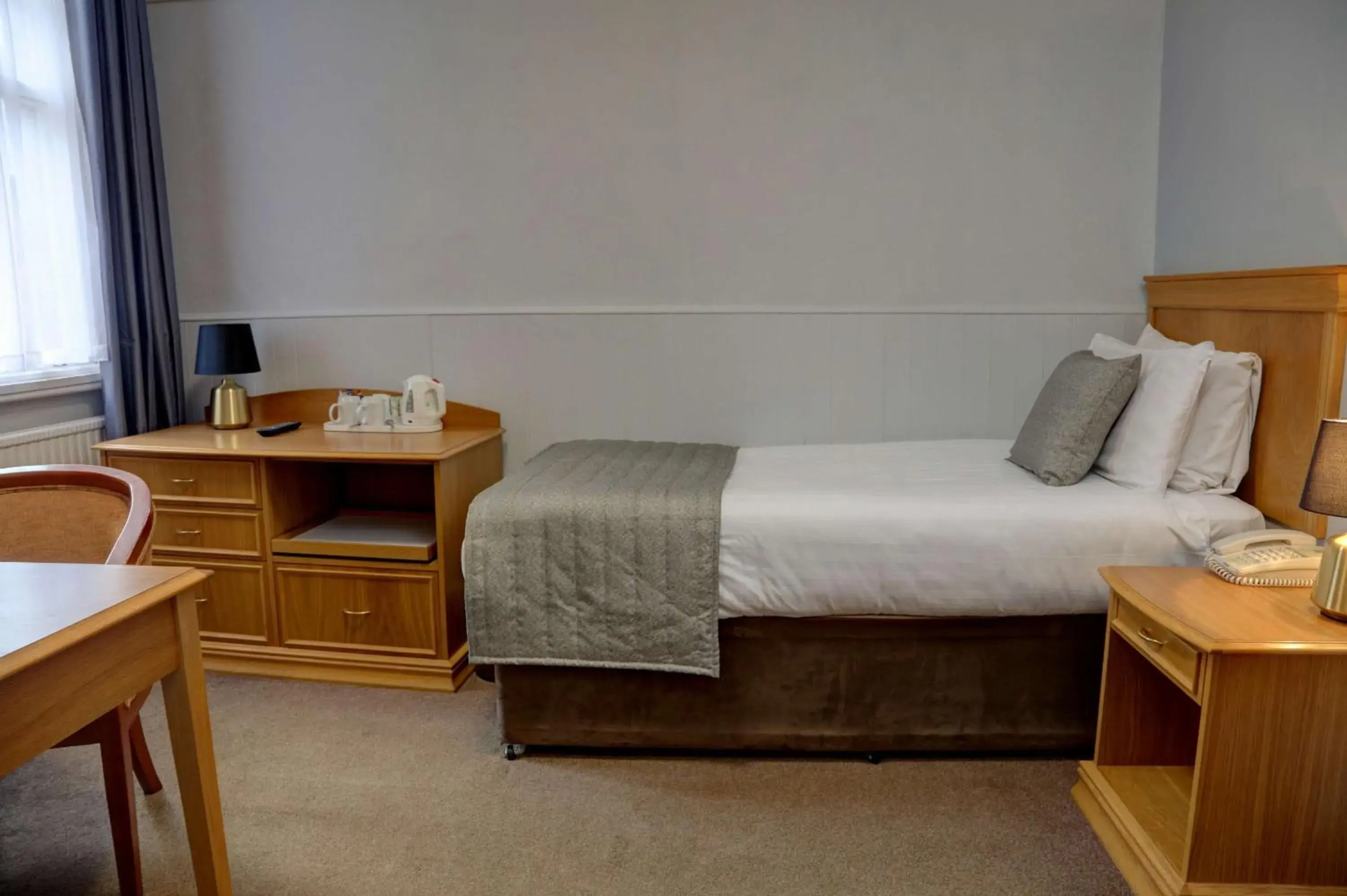 Photo of the whole room, Bed in Best Western Stoke on Trent City Centre Hotel