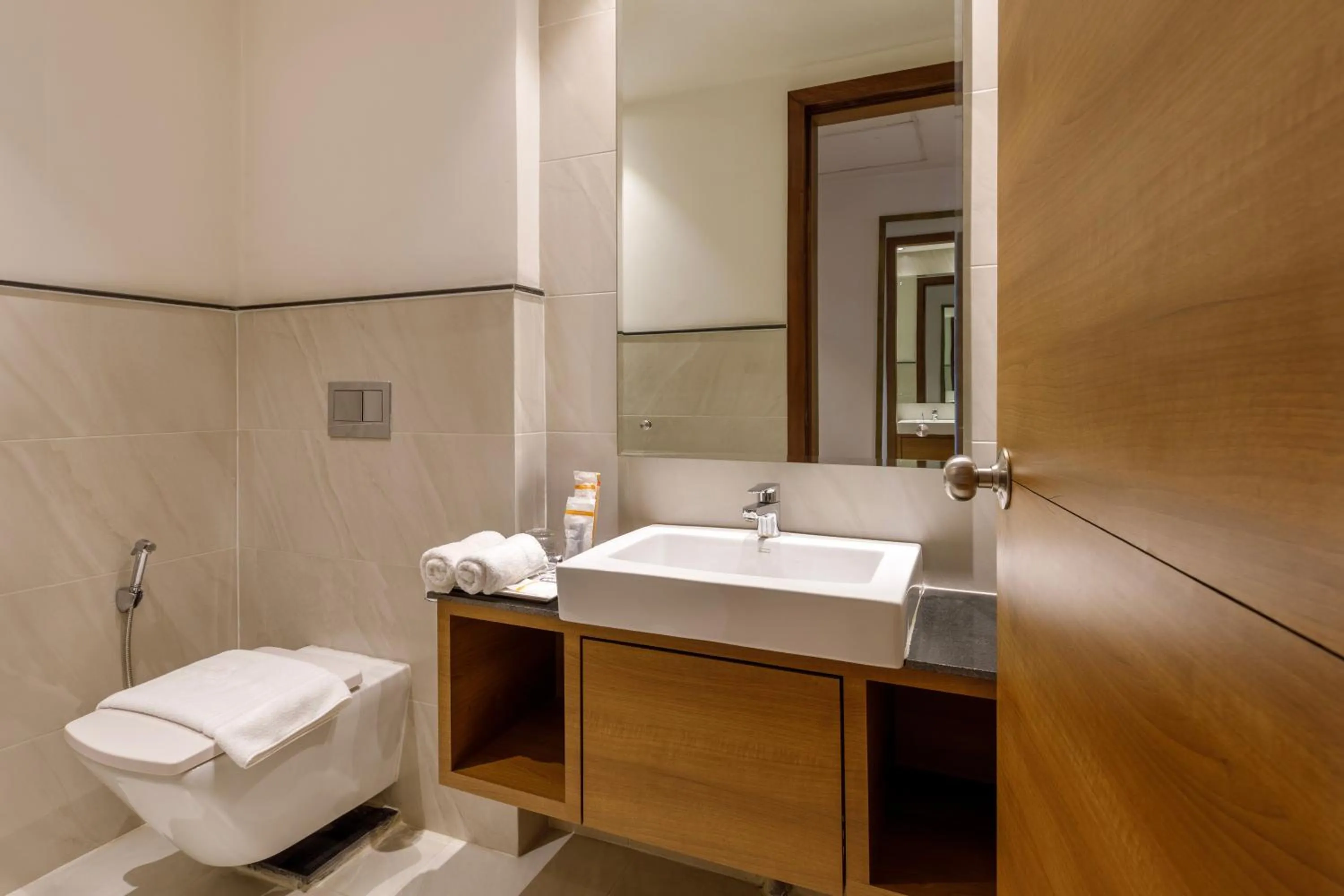 Toilet in Hotel Ambassador by ACE Hotels