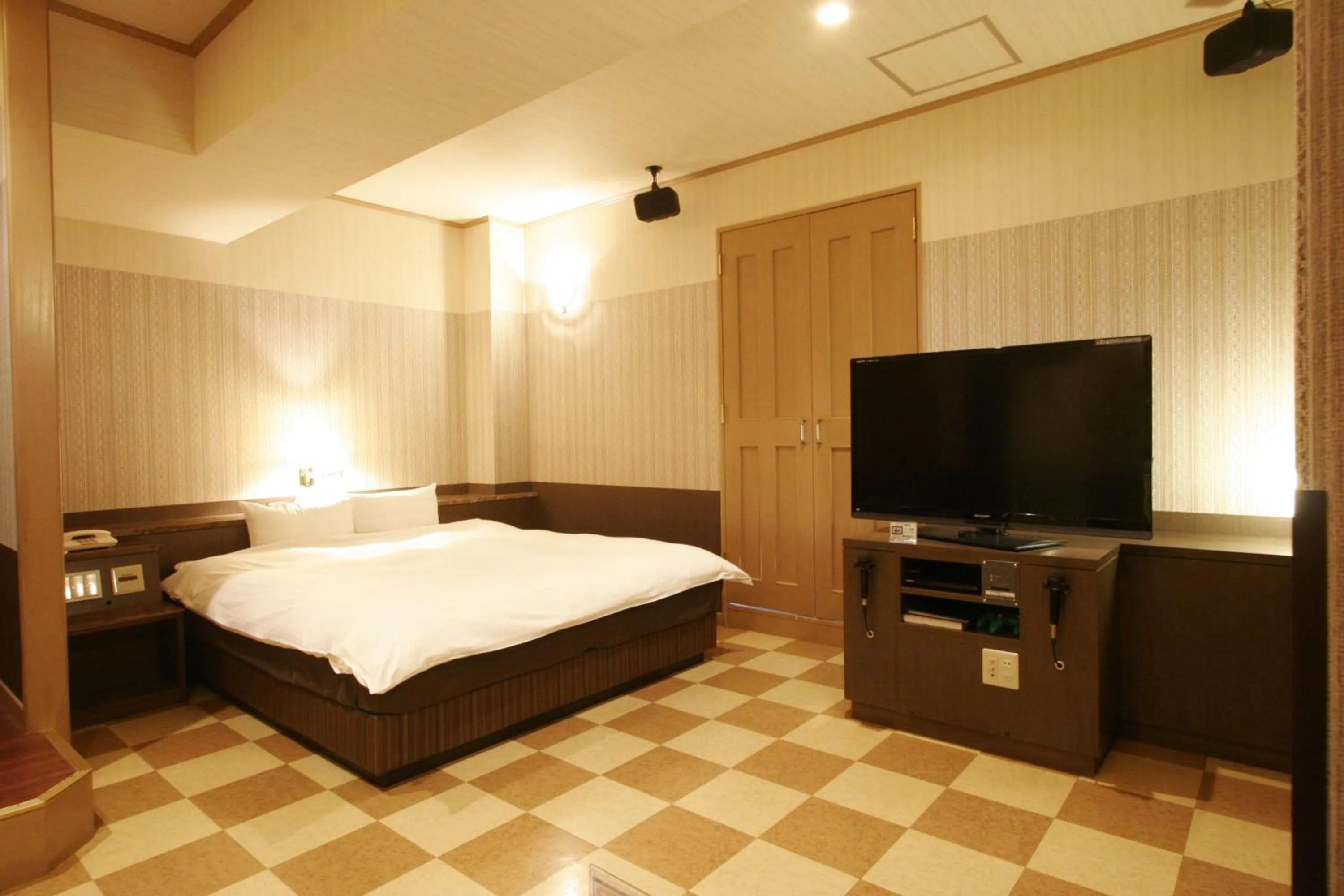 Photo of the whole room, Bed in Hotel NOA (Adult Only)