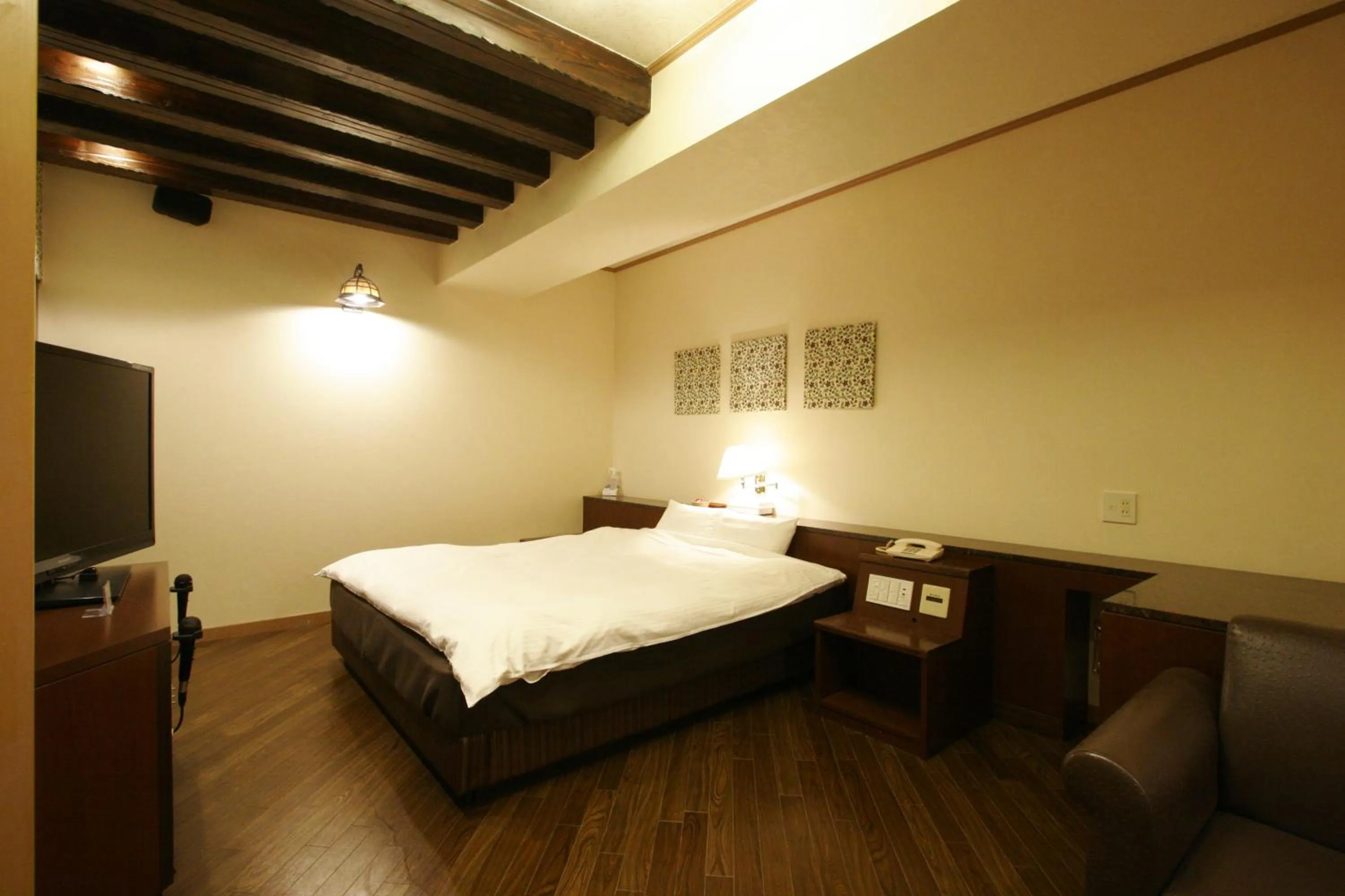 Photo of the whole room, Bed in Hotel NOA (Adult Only)
