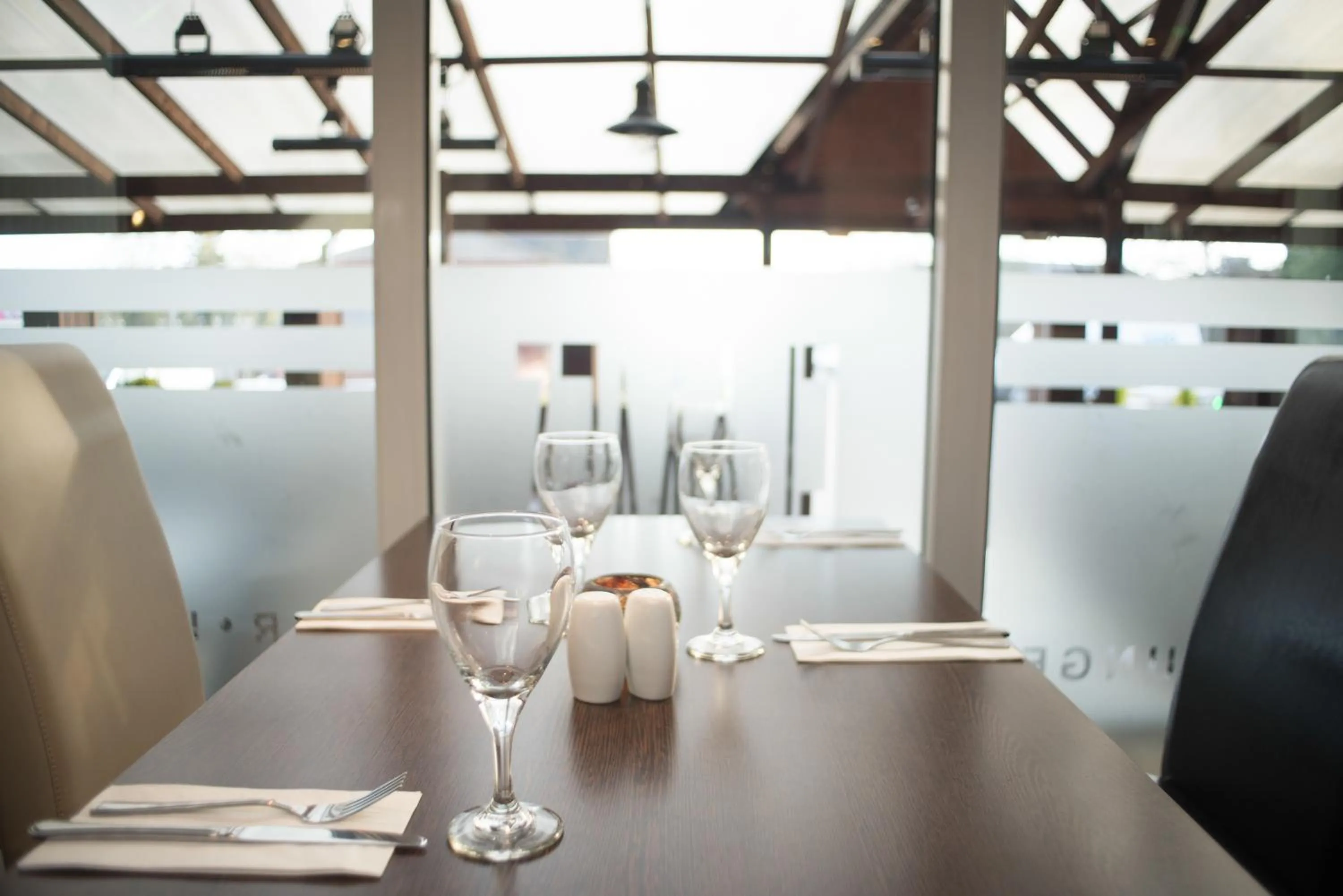 Restaurant/Places to Eat in OYO Flagship London Finchley