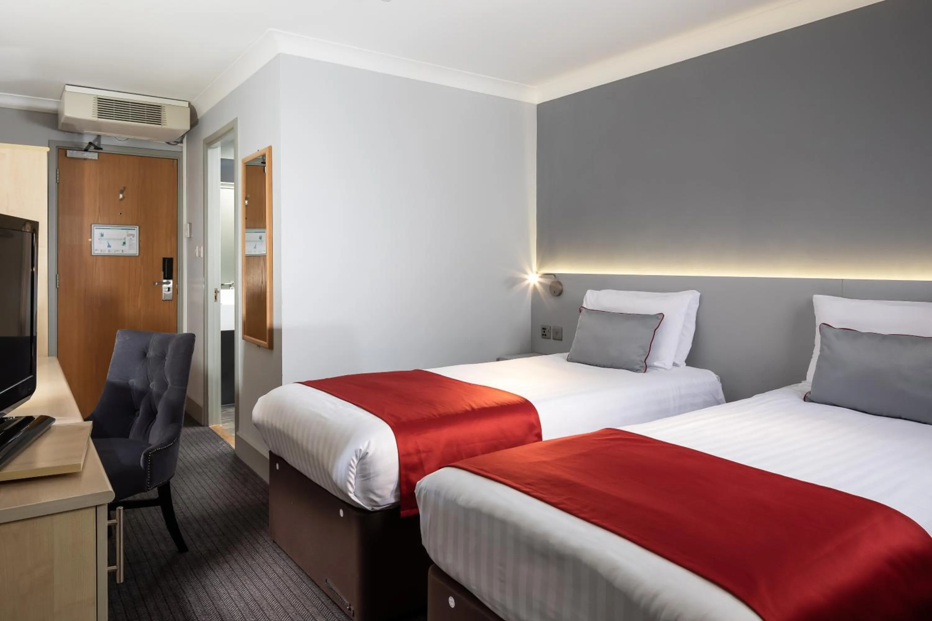 Bedroom in OYO Flagship London Finchley