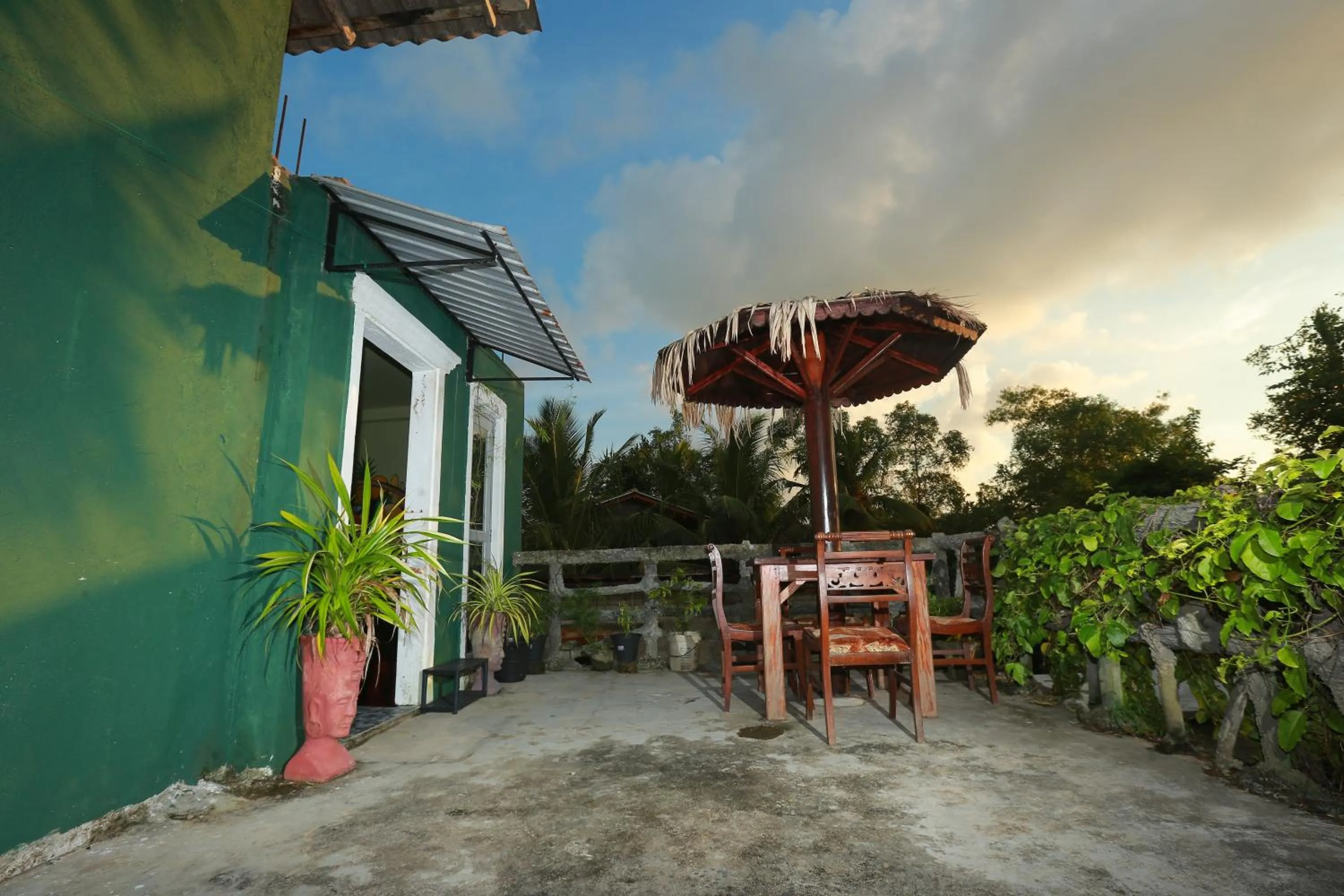 Facade/entrance in Galle Paradise Inn