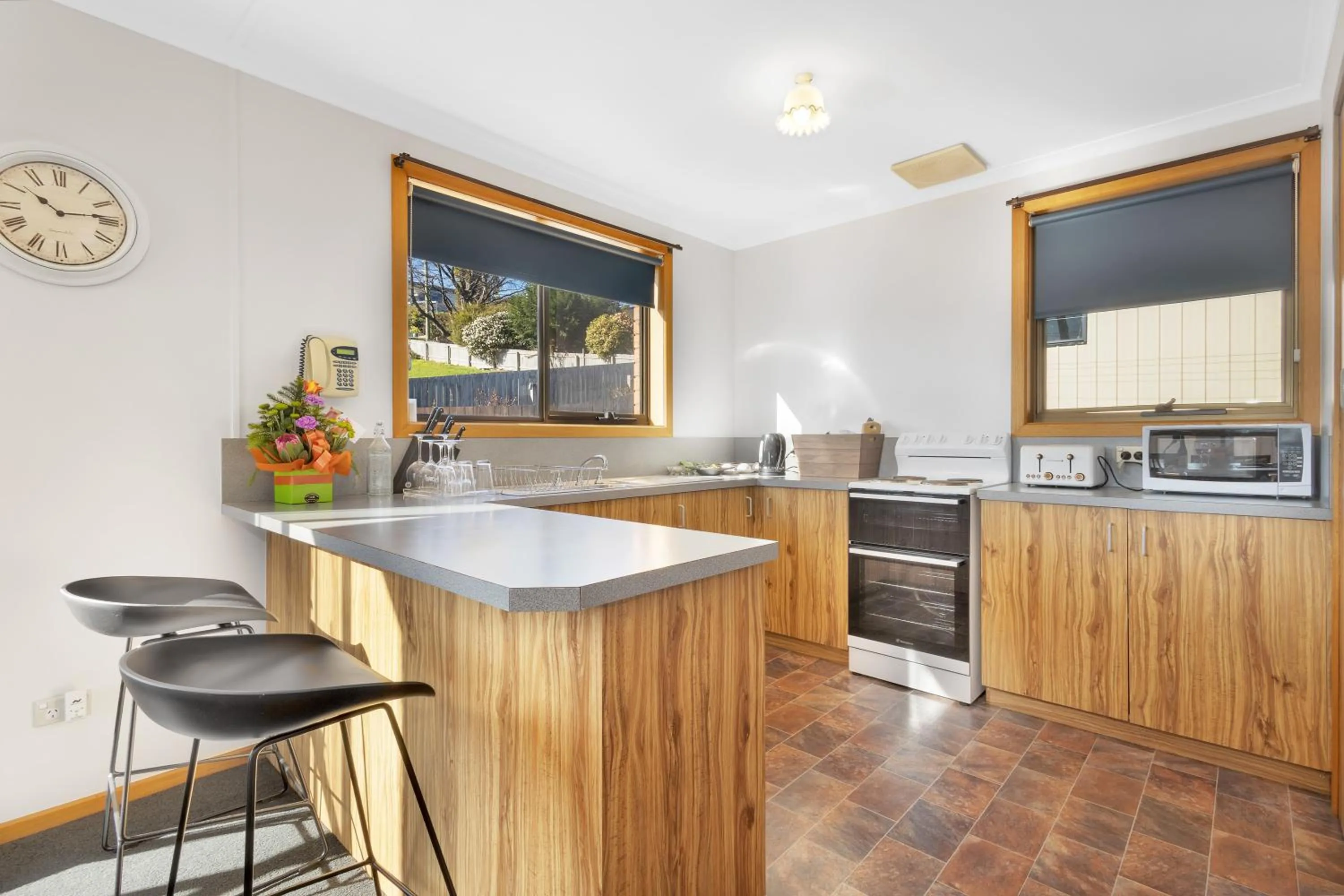 Kitchen or kitchenette in Madsen Retreat
