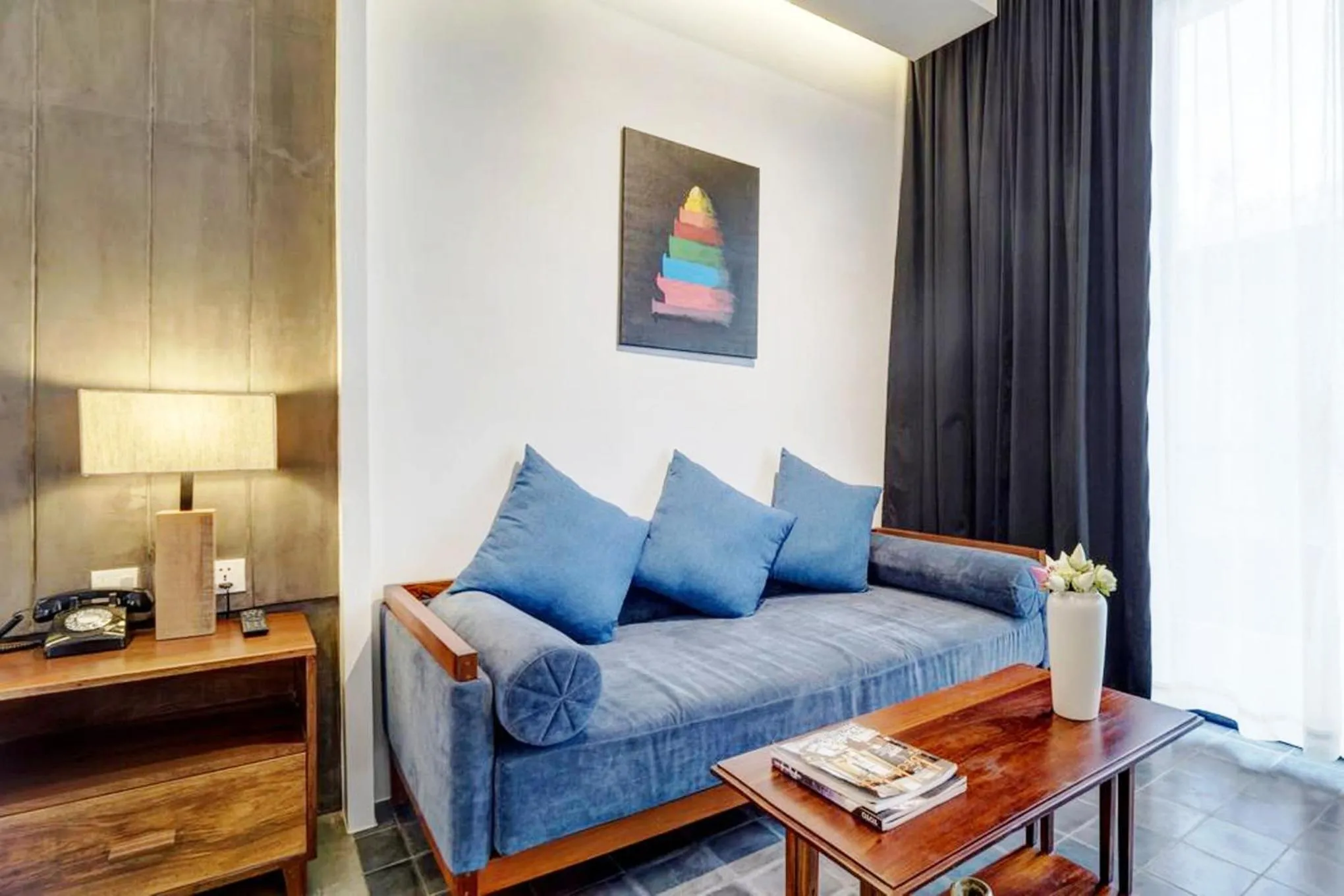 Seating area in Silver Urban