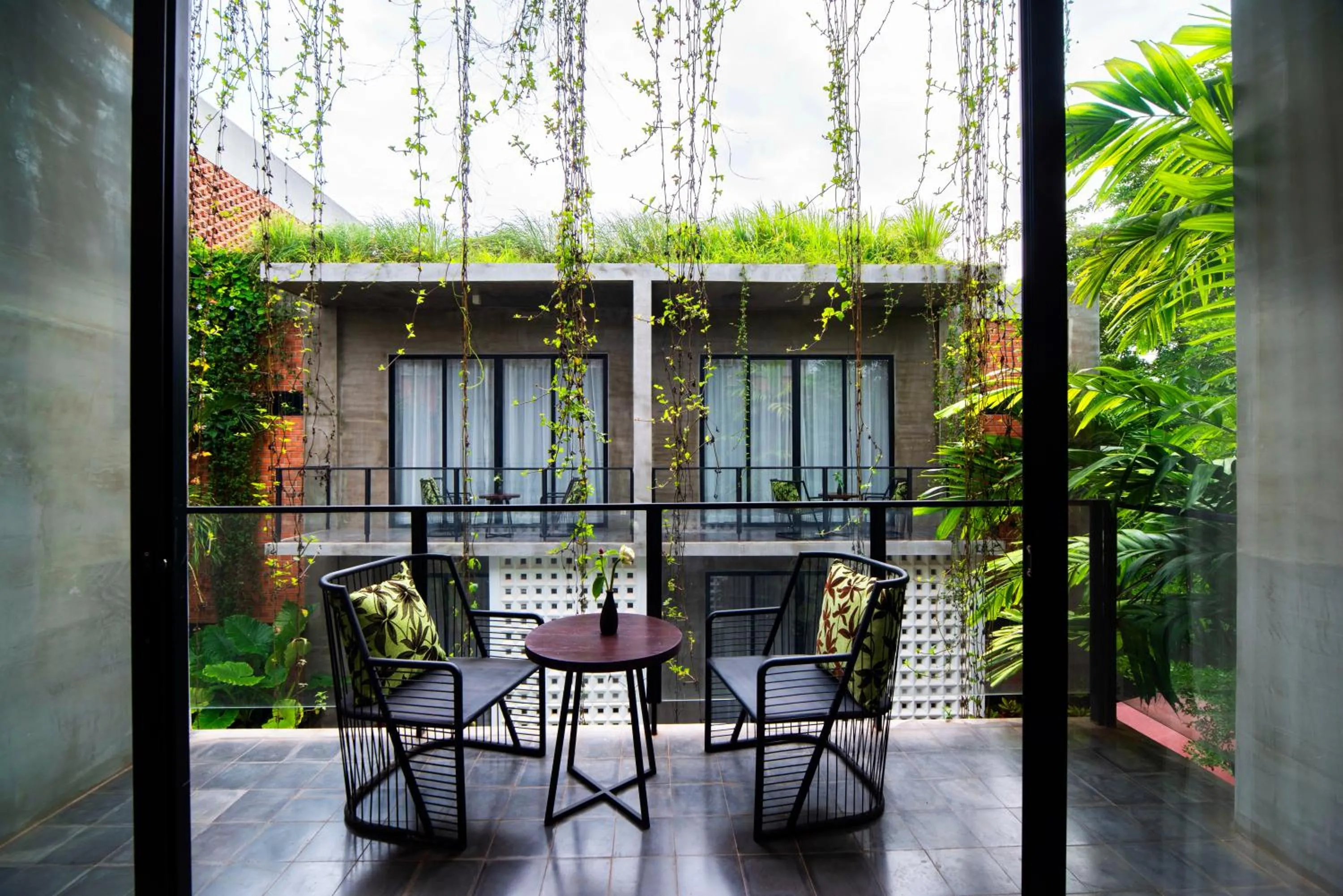 Balcony/Terrace in Silver Urban
