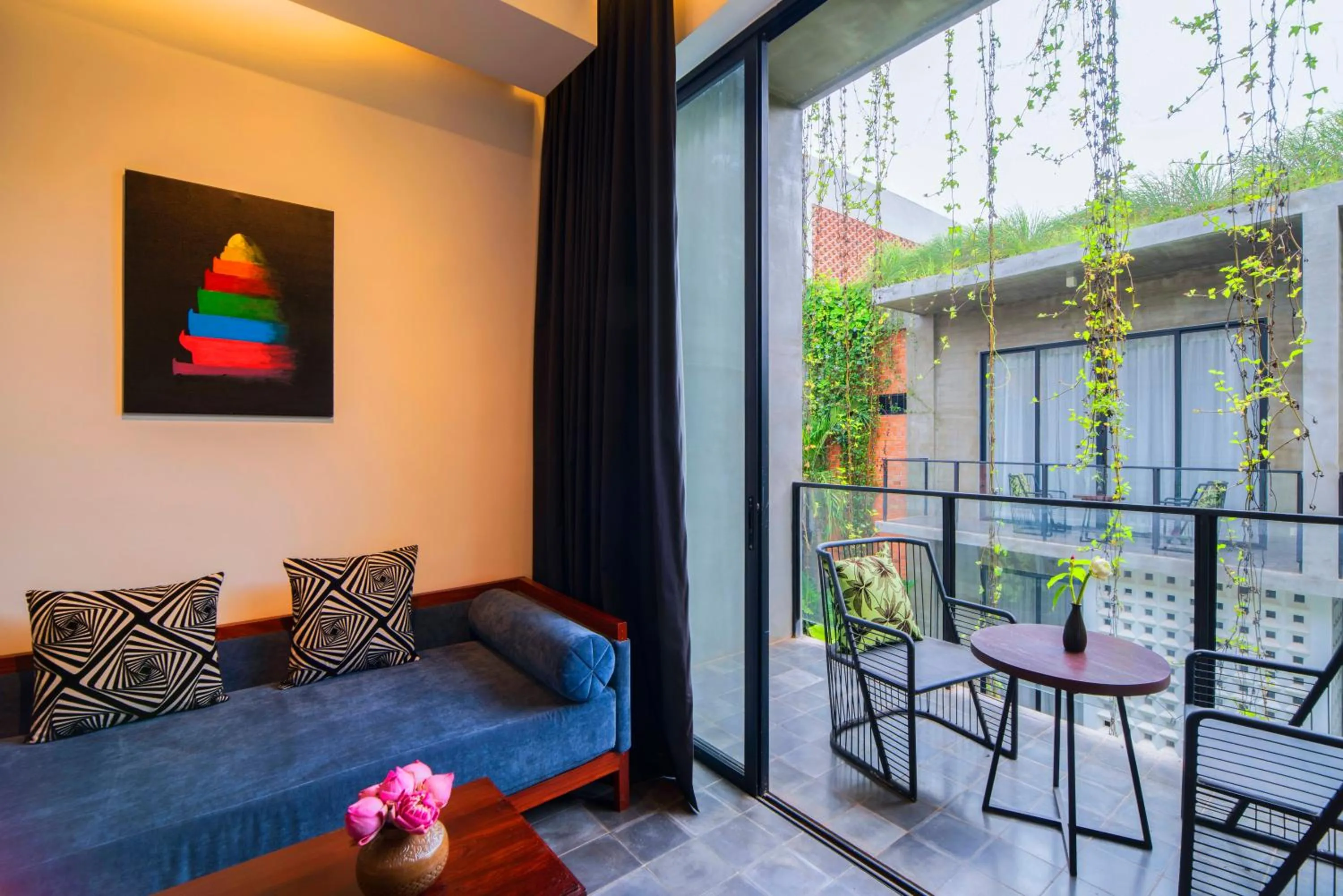 Balcony/Terrace in Silver Urban