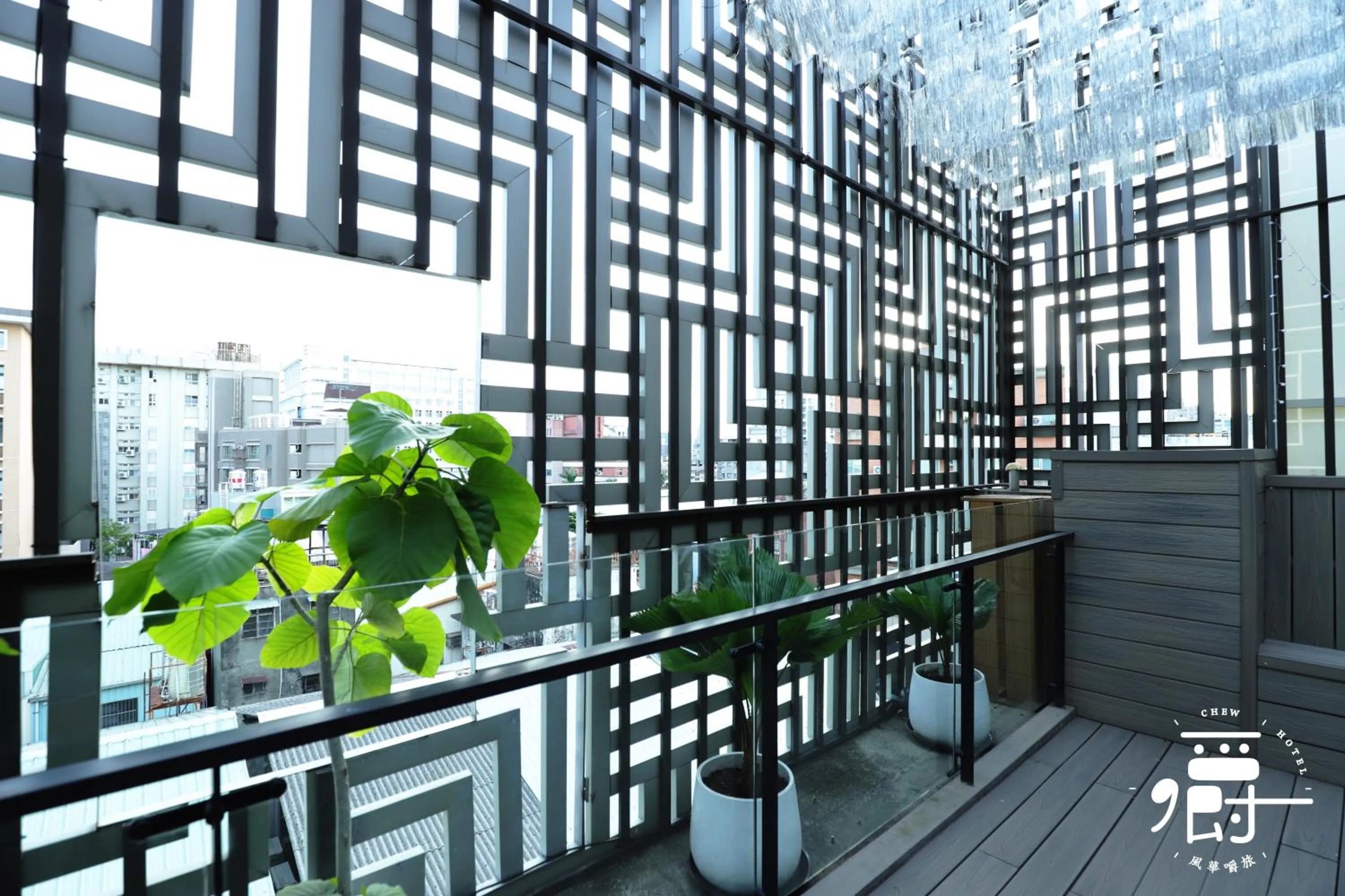 Day in Aroma Chew Hotel