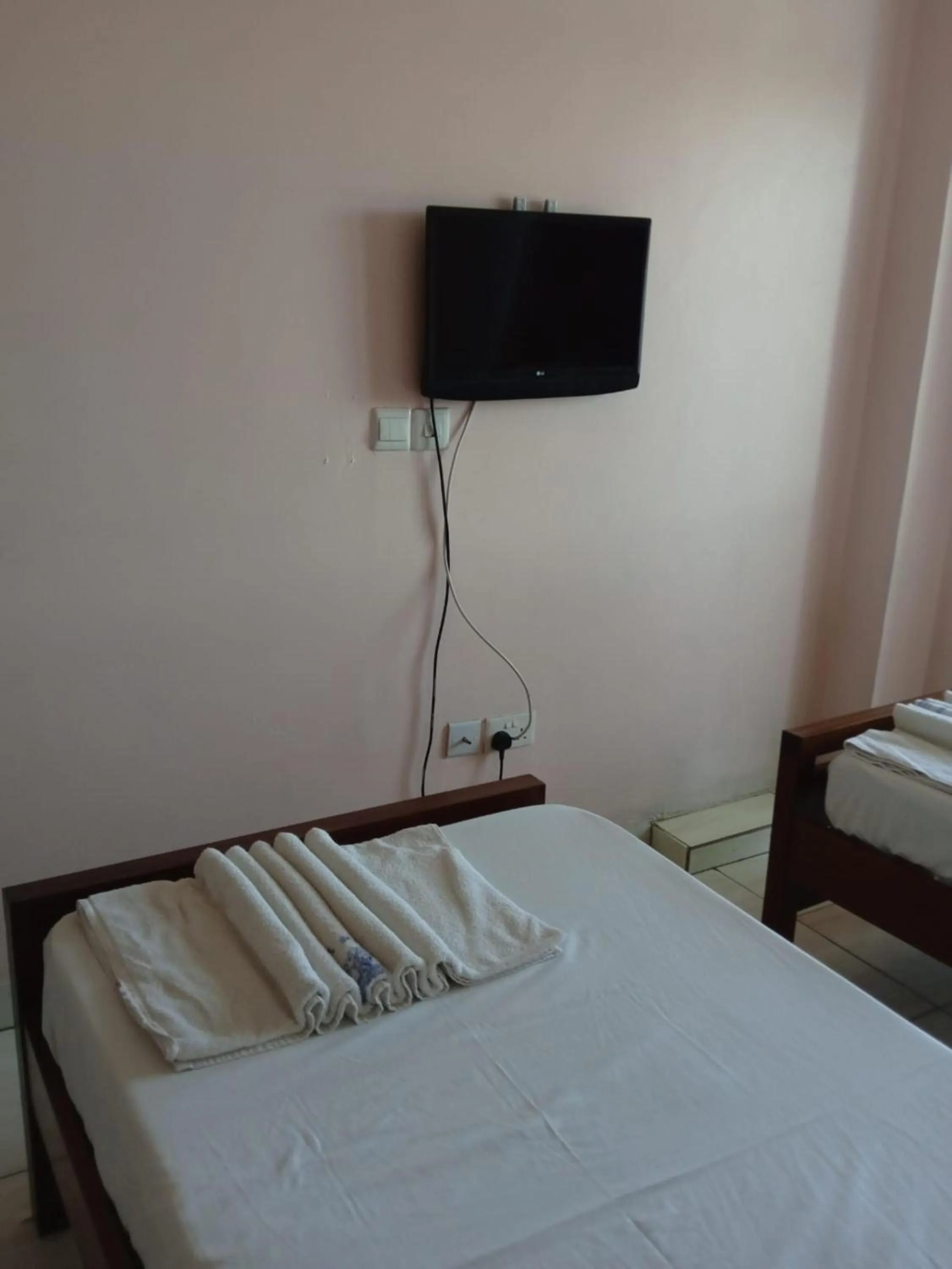 TV and multimedia in Checkpoint Inn Hotel, Mombasa