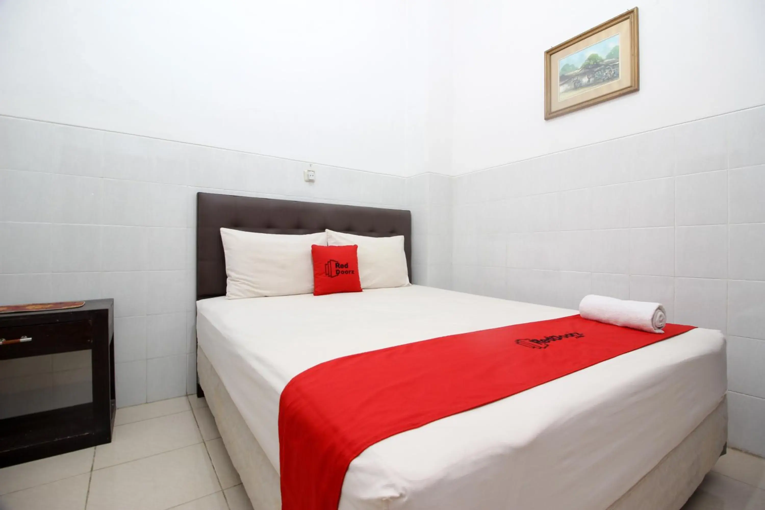 Bedroom, Bed in RedDoorz @ Seturan Raya Bedroom, Bed in RedDoorz @ Seturan Raya