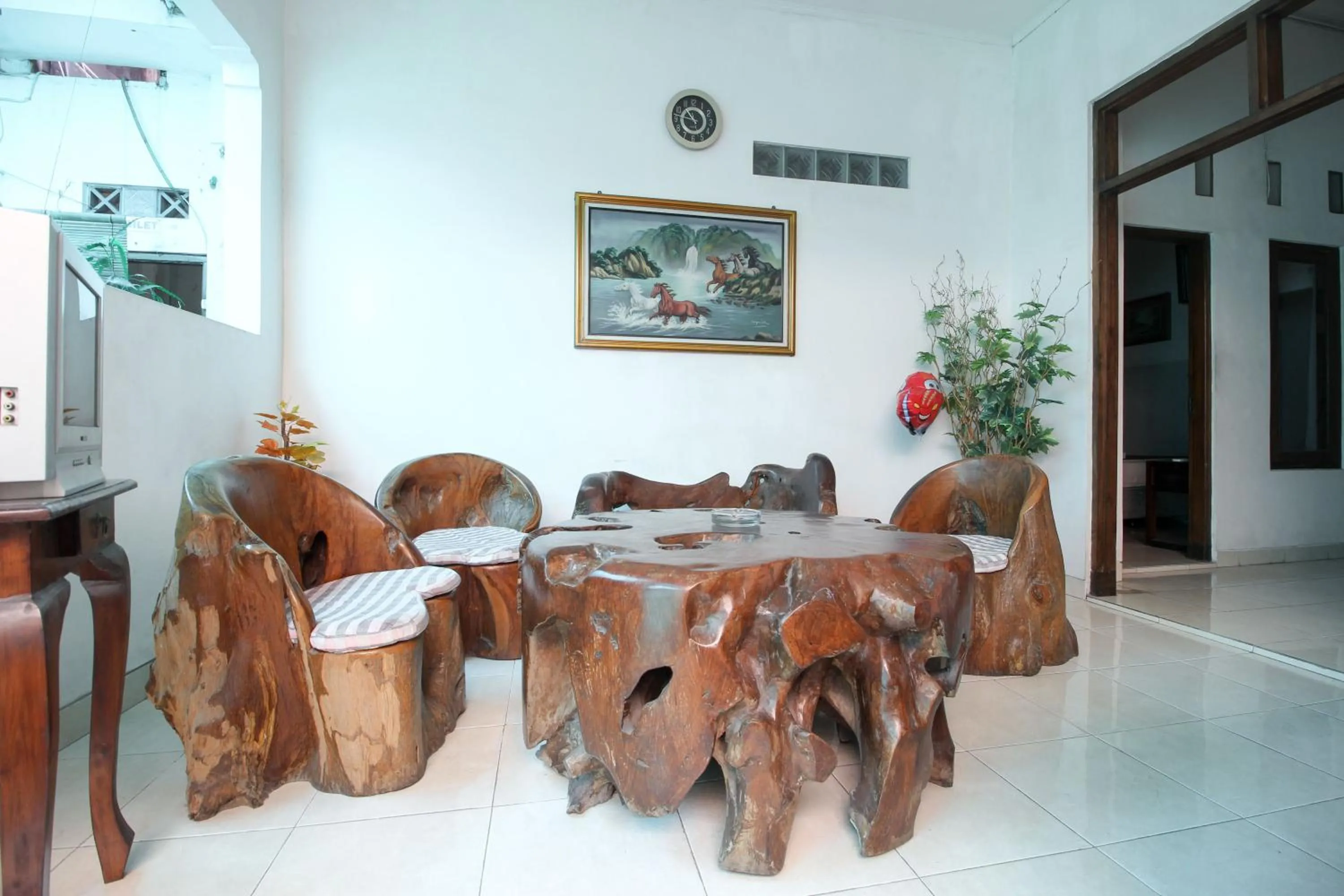 Area and facilities in RedDoorz @ Seturan Raya