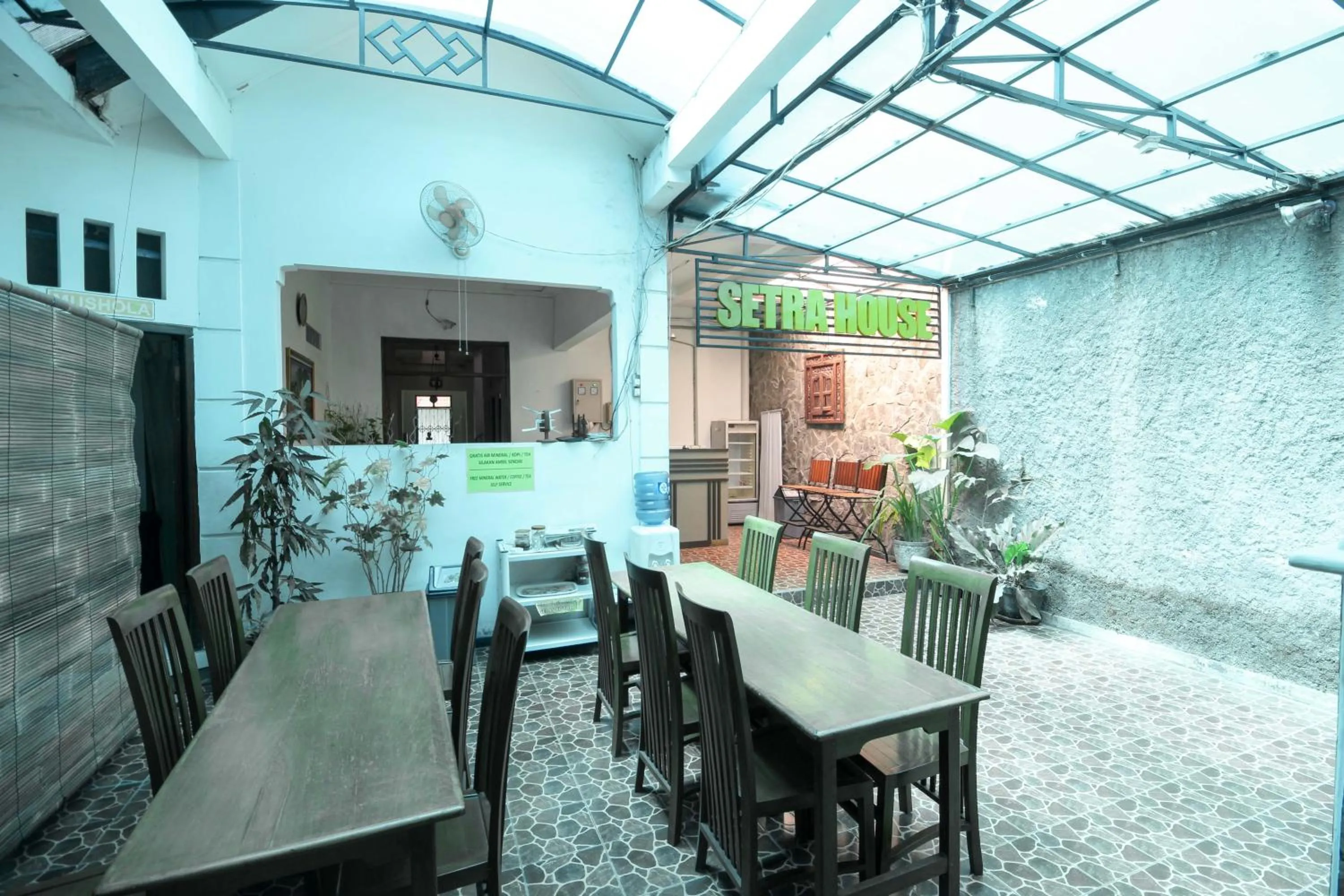 Property building in RedDoorz @ Seturan Raya