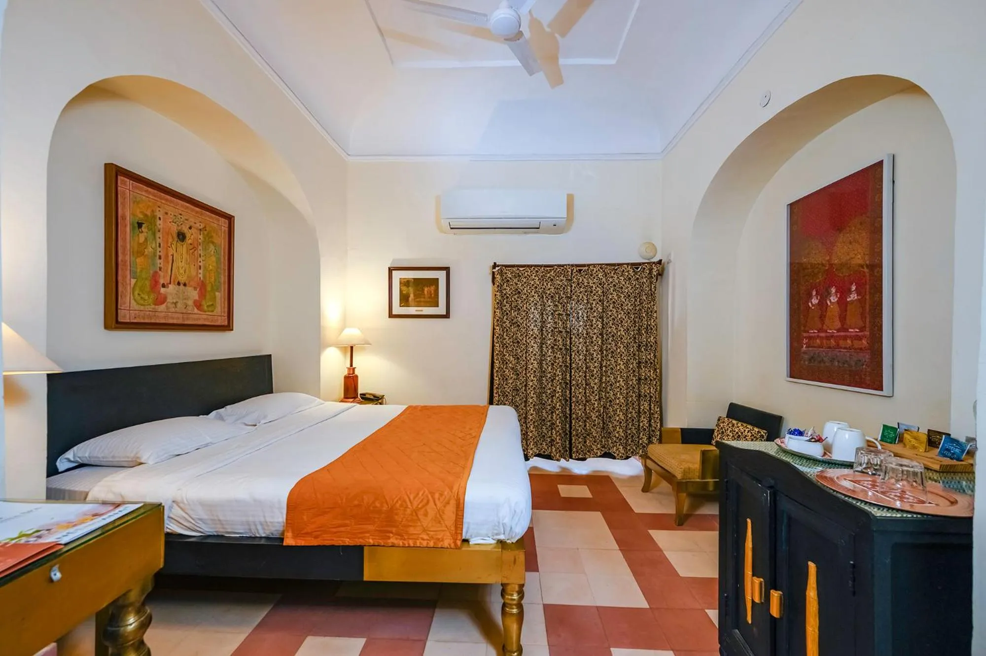 Bed in Neemrana's - Tijara Fort Palace