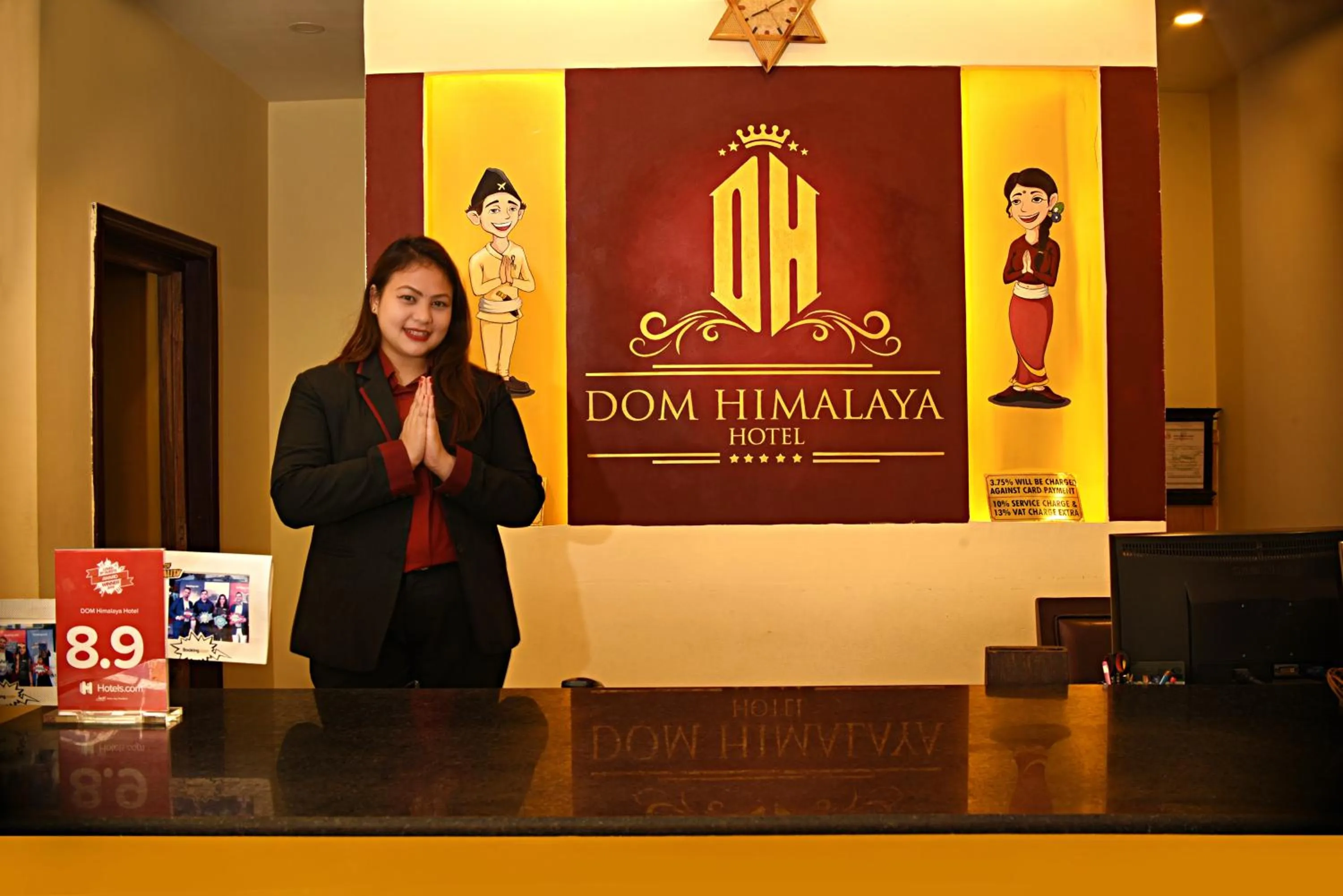Lobby or reception in DOM Himalaya Hotel