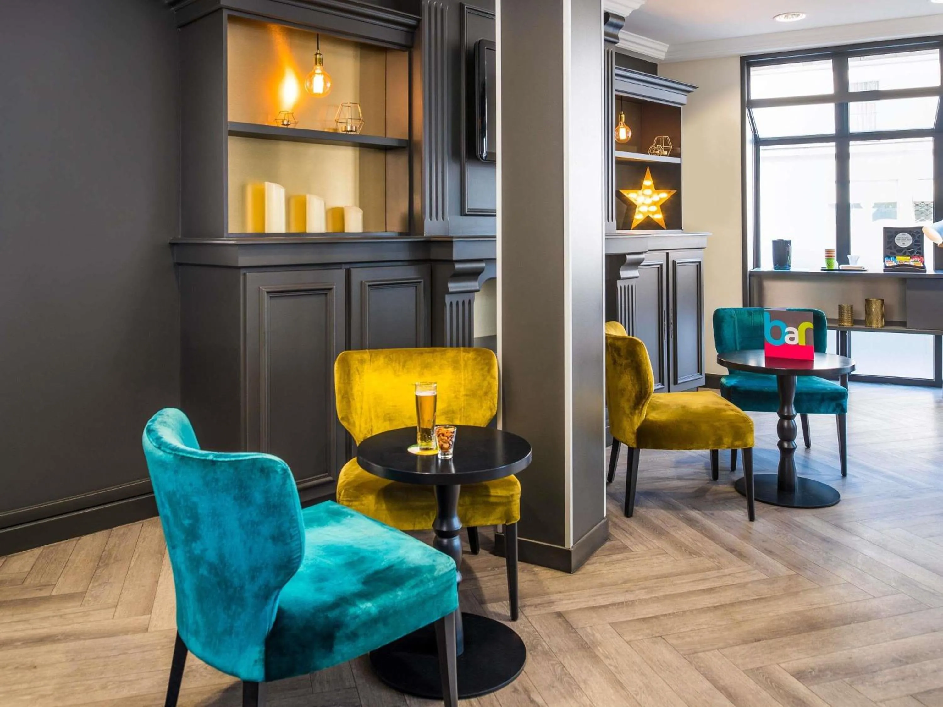 Lounge or bar in ibis Styles Paris 15 Lecourbe