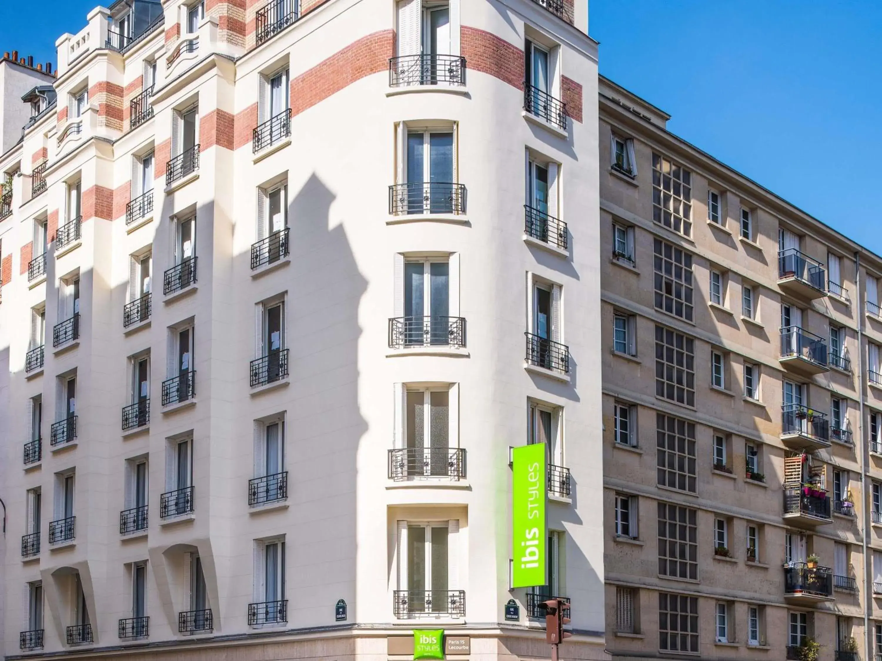 Property building in ibis Styles Paris 15 Lecourbe Property building in ibis Styles Paris 15 Lecourbe