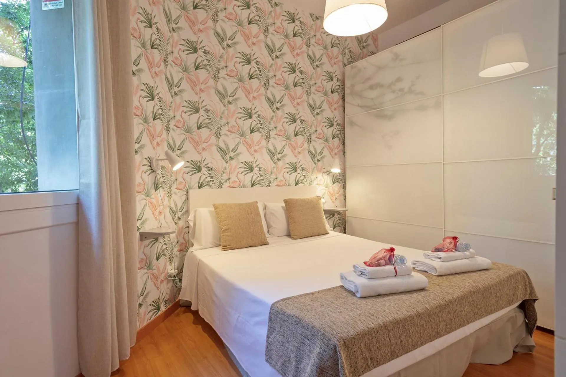 Bedroom, Bed in Alcam Paseo San Juan