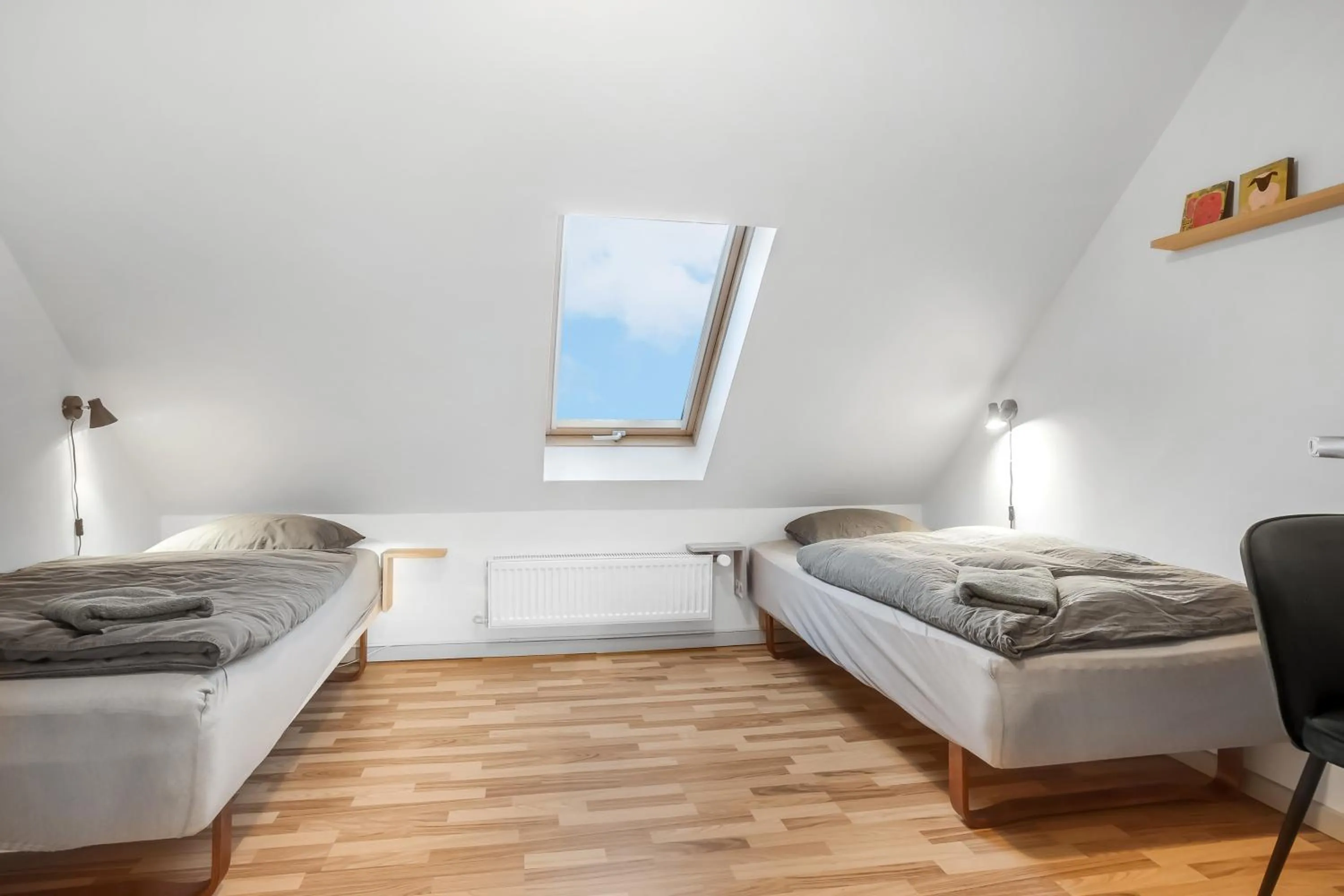 Bedroom, Bed in Storm's stay - Near MCH & BOXEN