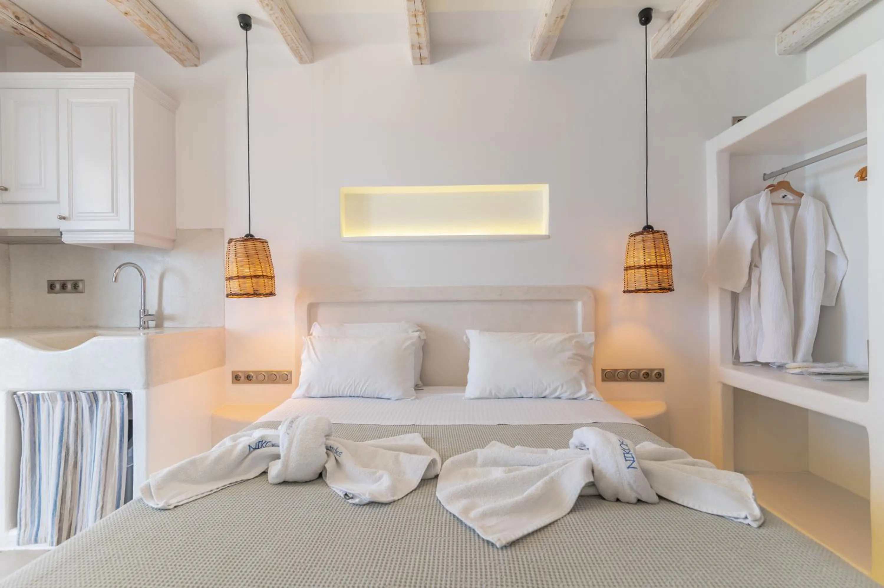 Bedroom, Bed in Nikos Apartments and Studios